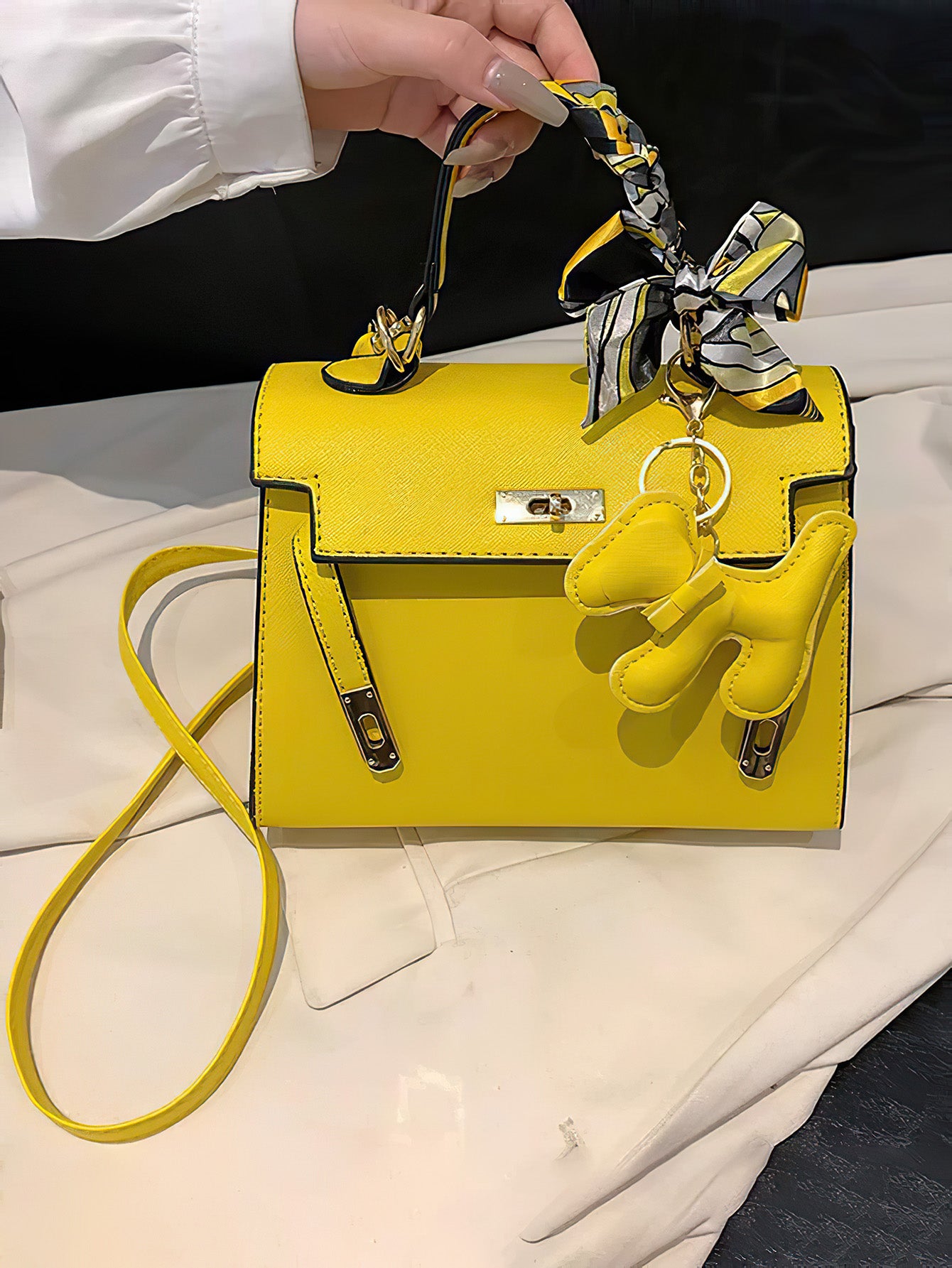 Timeless Kelly Bag: Chic Spacious PU Tote for Everyday Elegance - 12 Colours (Medium size)