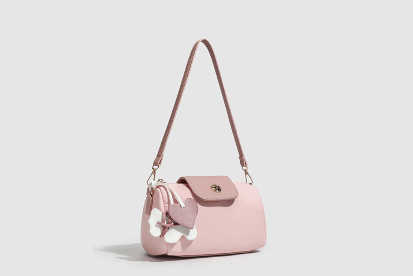 Stylish and versatile commuter handbag