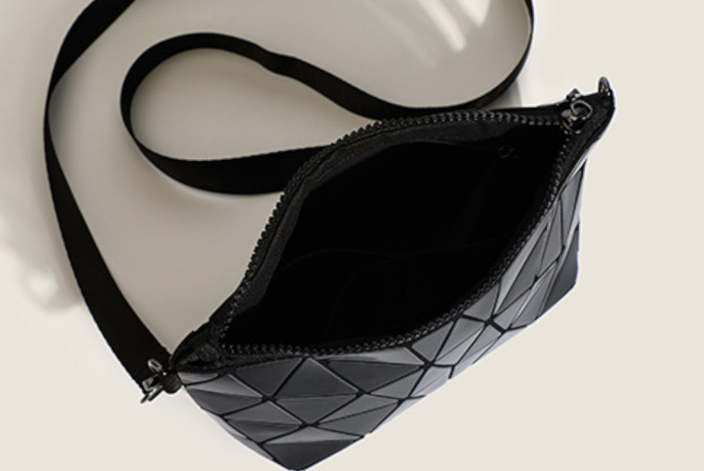Diamond-patterned Luminous Laser Shoulder/Crossbody Bag