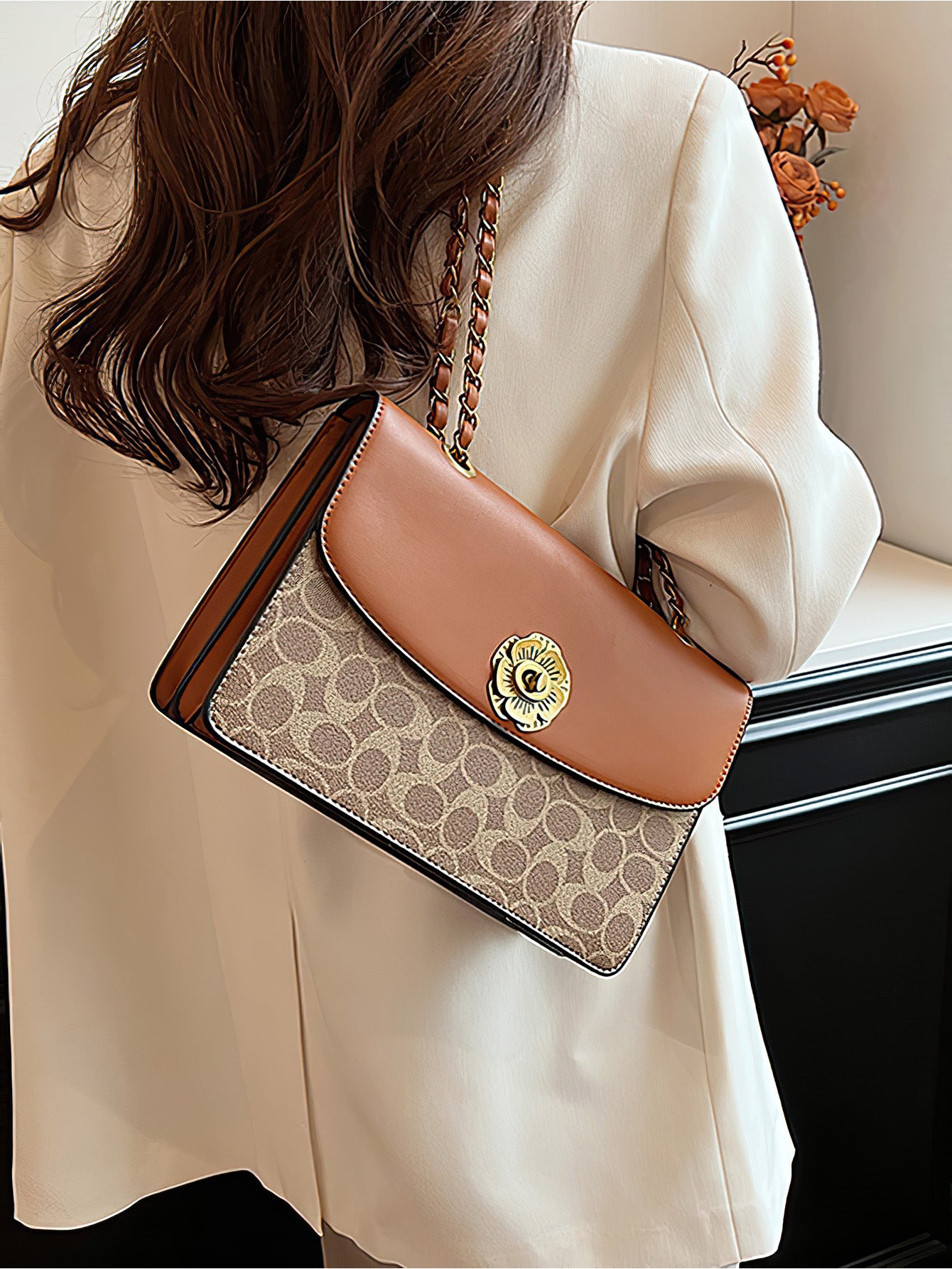 Classic Camellia Floral Women's Crossbody Chain Bag - 6 Colours