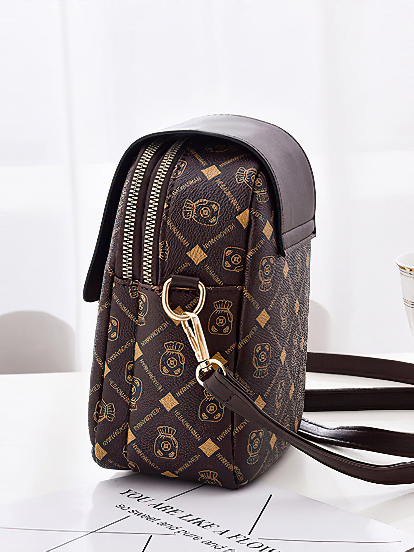 Stylish Mini Crossbody Bag for Women - 5 Colours