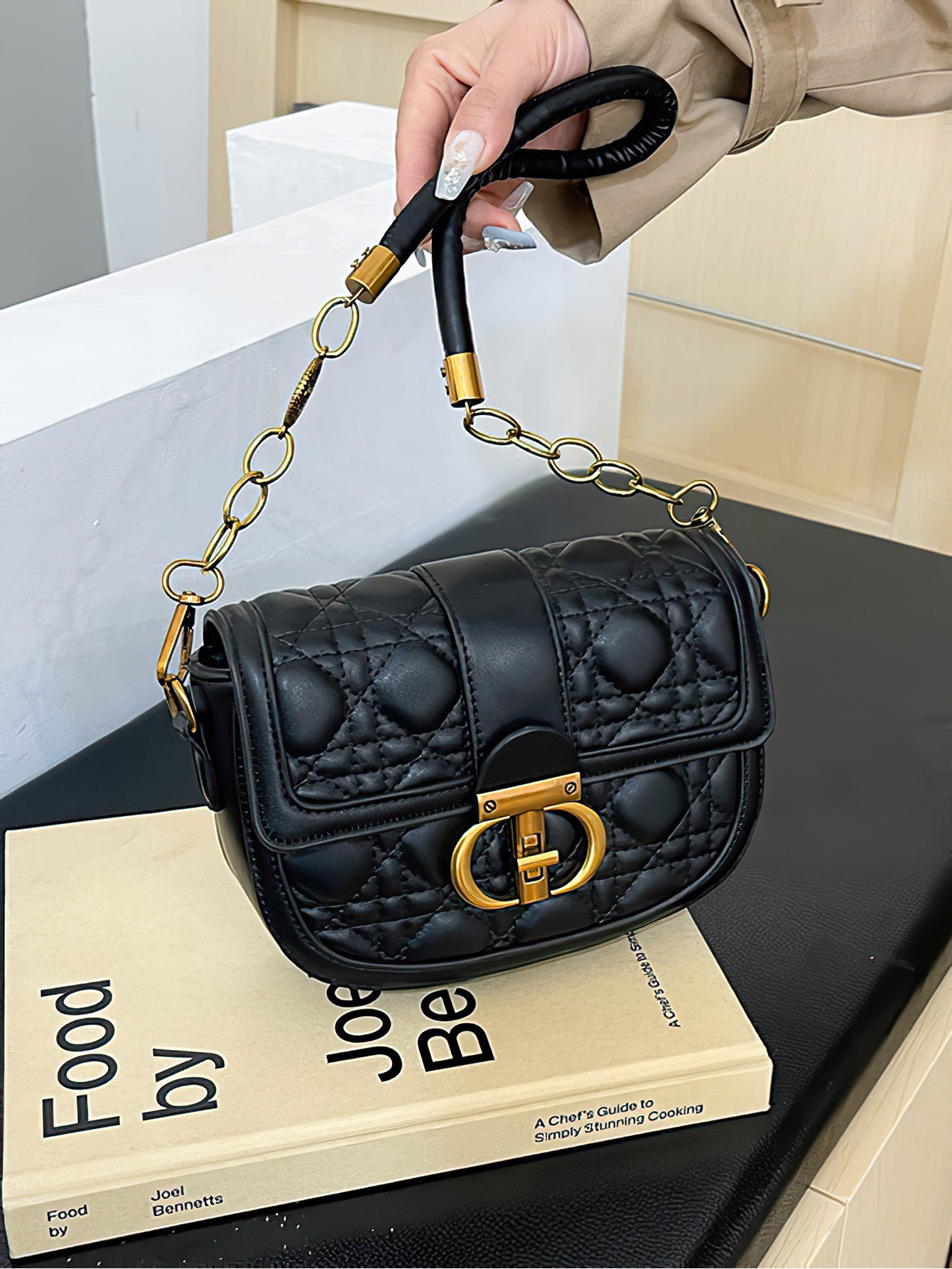 Urban Elegance Redefined: Luxe Saddle Bag with Diamond Quilting - 7 Colours