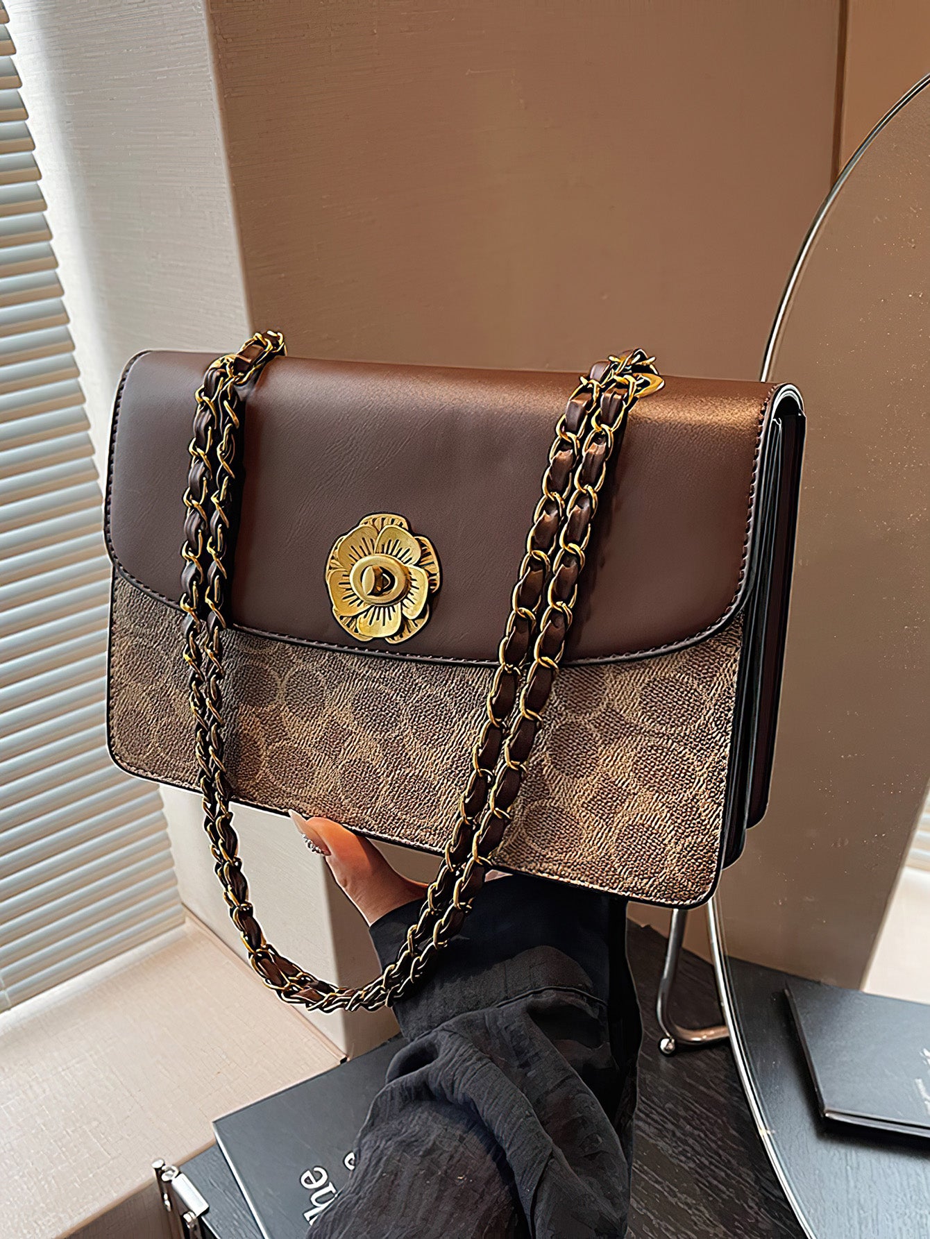 Classic Camellia Floral Women's Crossbody Chain Bag - 6 Colours