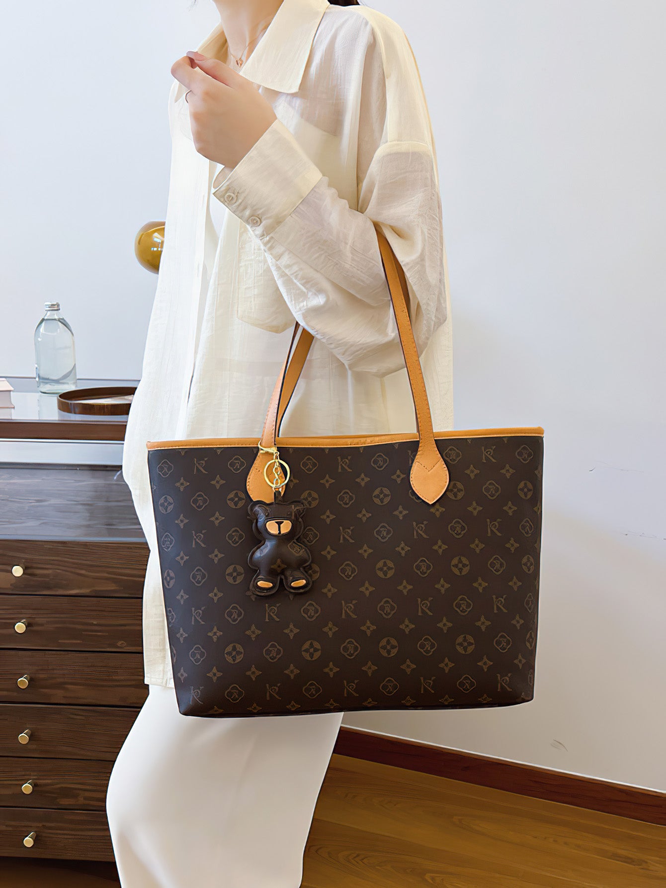 levate Your Style: Chic Spacious PU Tote Bag for Modern Women - 2 Colours