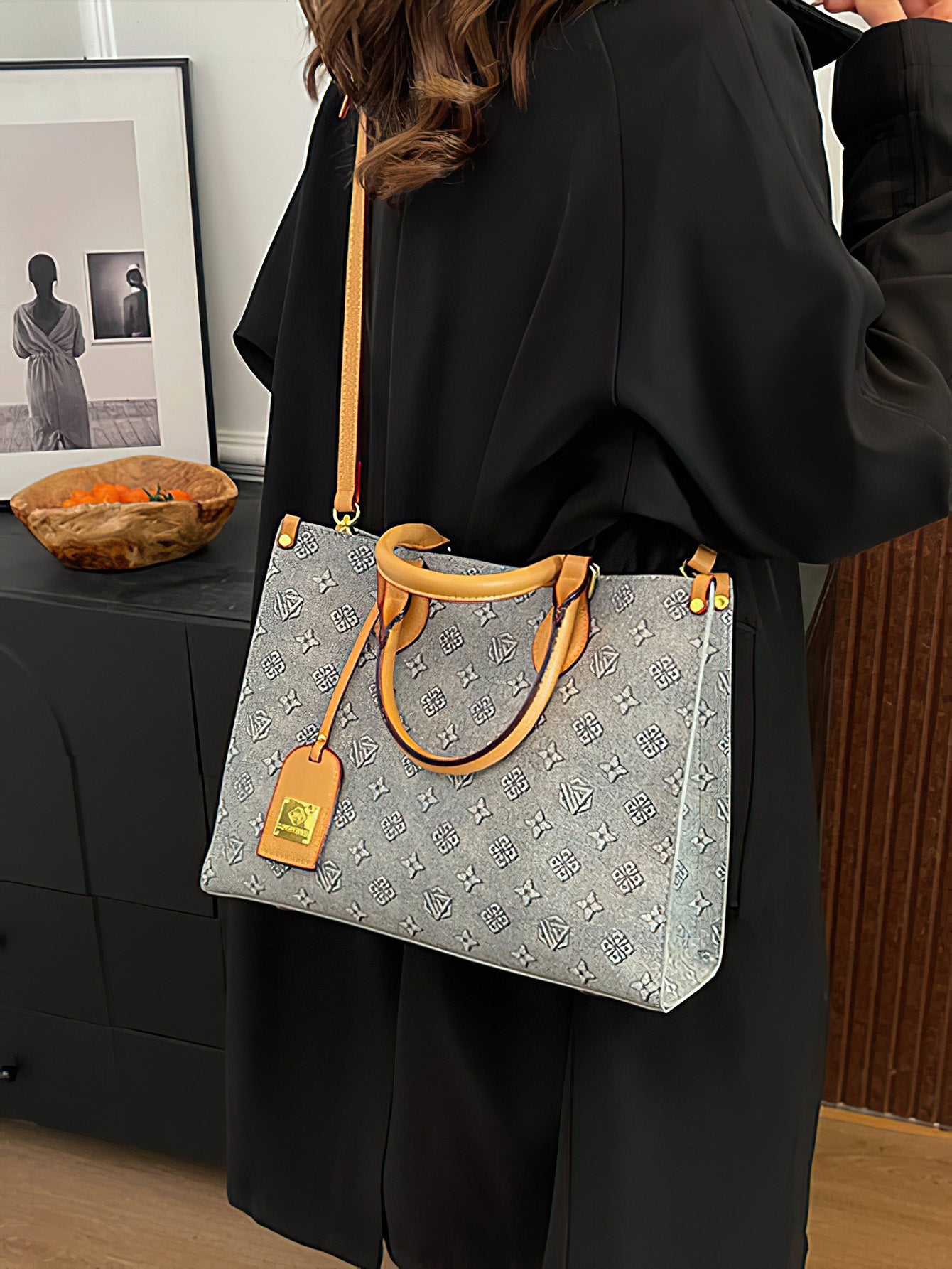 Luxury Vintage Monogram Tote Bag: Timeless Elegance, Modern Functionality - 3 Colours