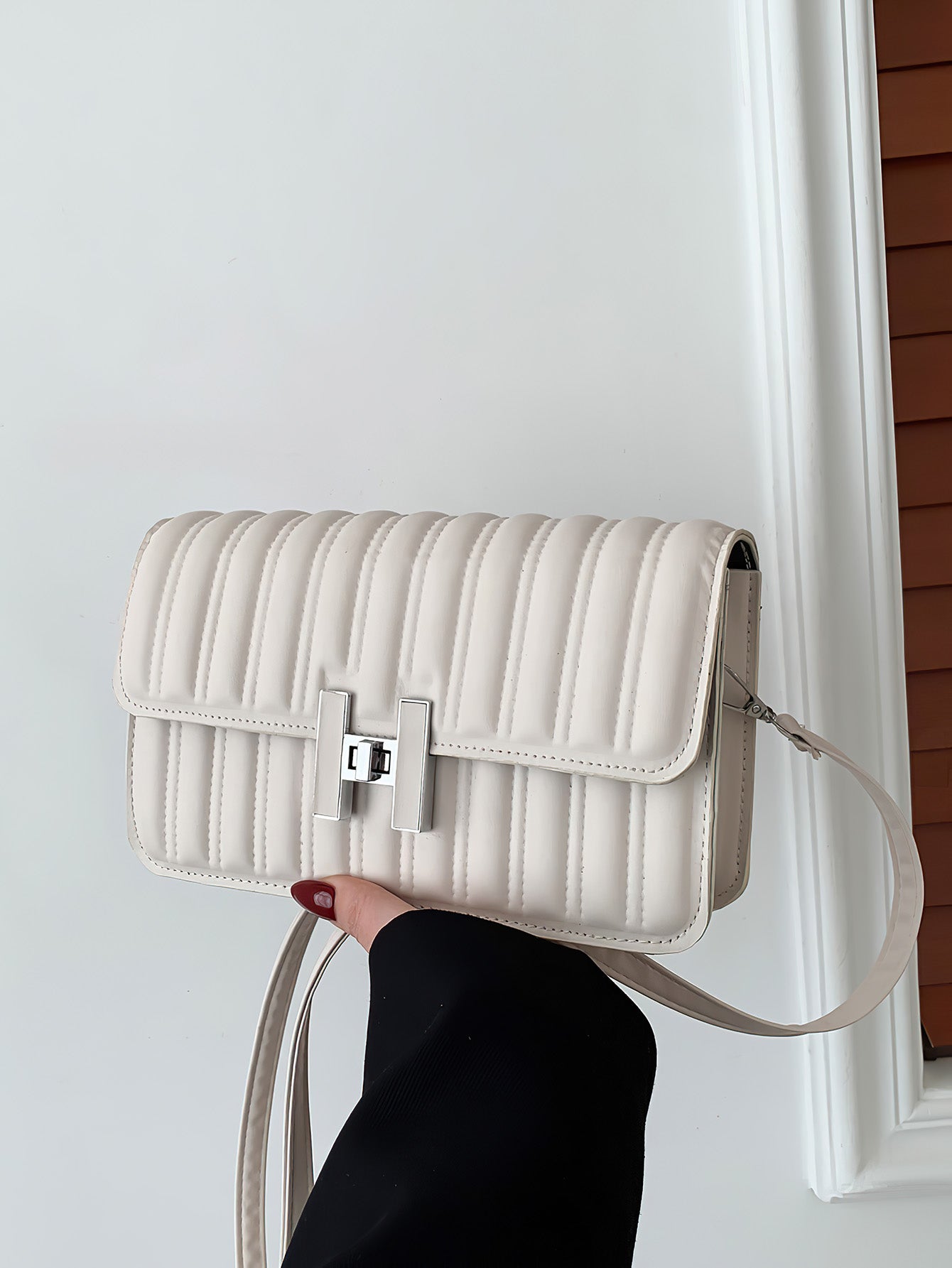 Pure-Color Street-Chic Crossbody Bag - 5 Colours