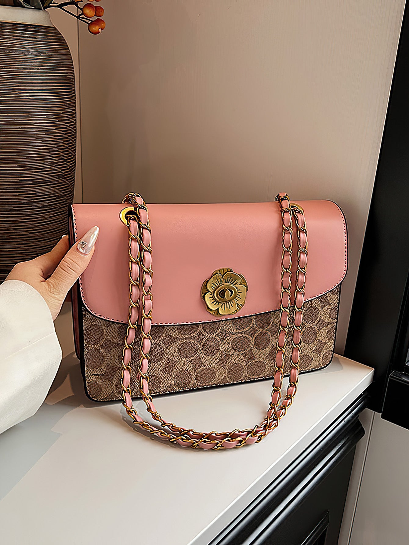 Classic Camellia Floral Women's Crossbody Chain Bag - 6 Colours