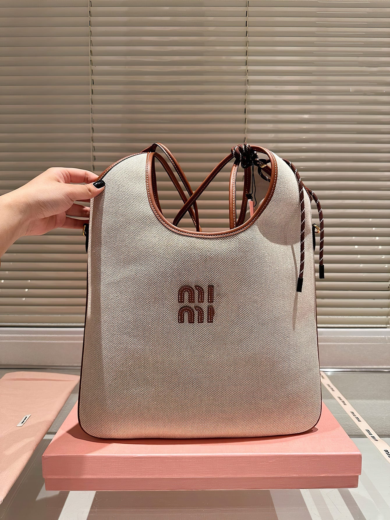 Breezy Canvas Hobo Tote: Sweet Spacious Companion for Everyday Charm - 7 Colours