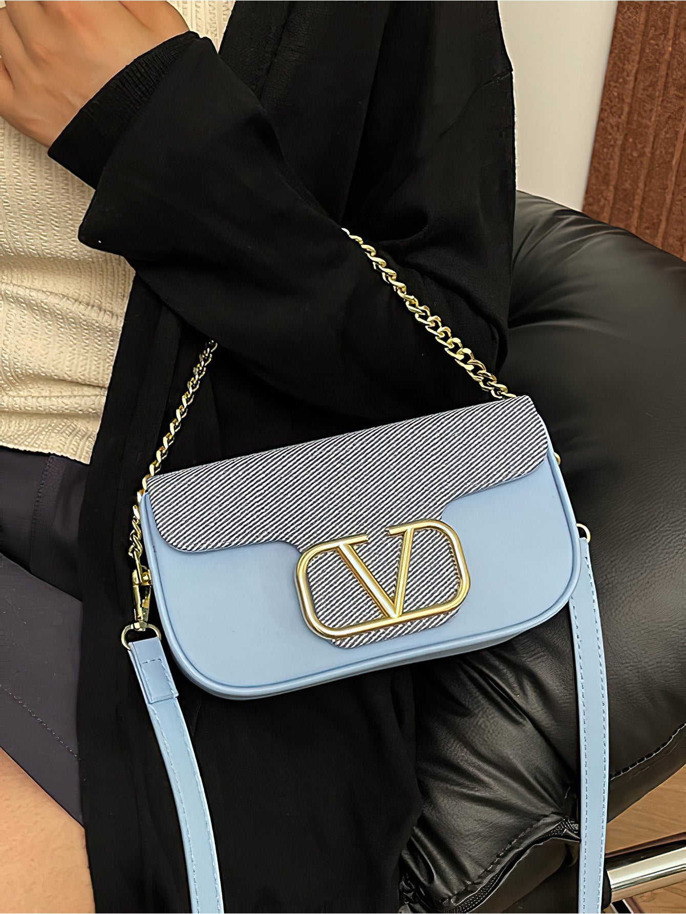 Chic Chain-Accent Color-Block Mini Bag - 7 Colours