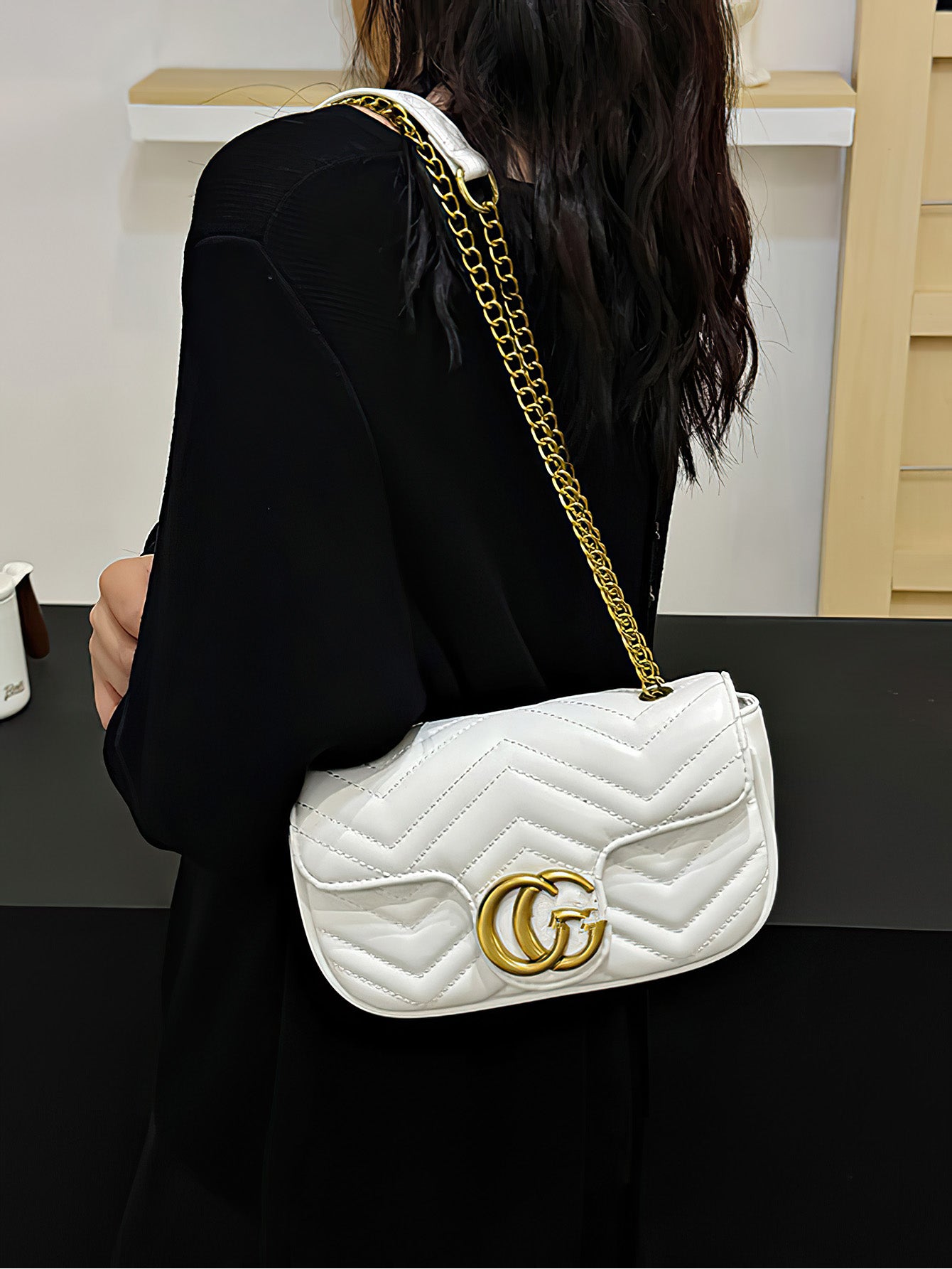 Elegant Quilted Chain Crossbody Bag – A Chic and Versatile Choice - 6 Colors
