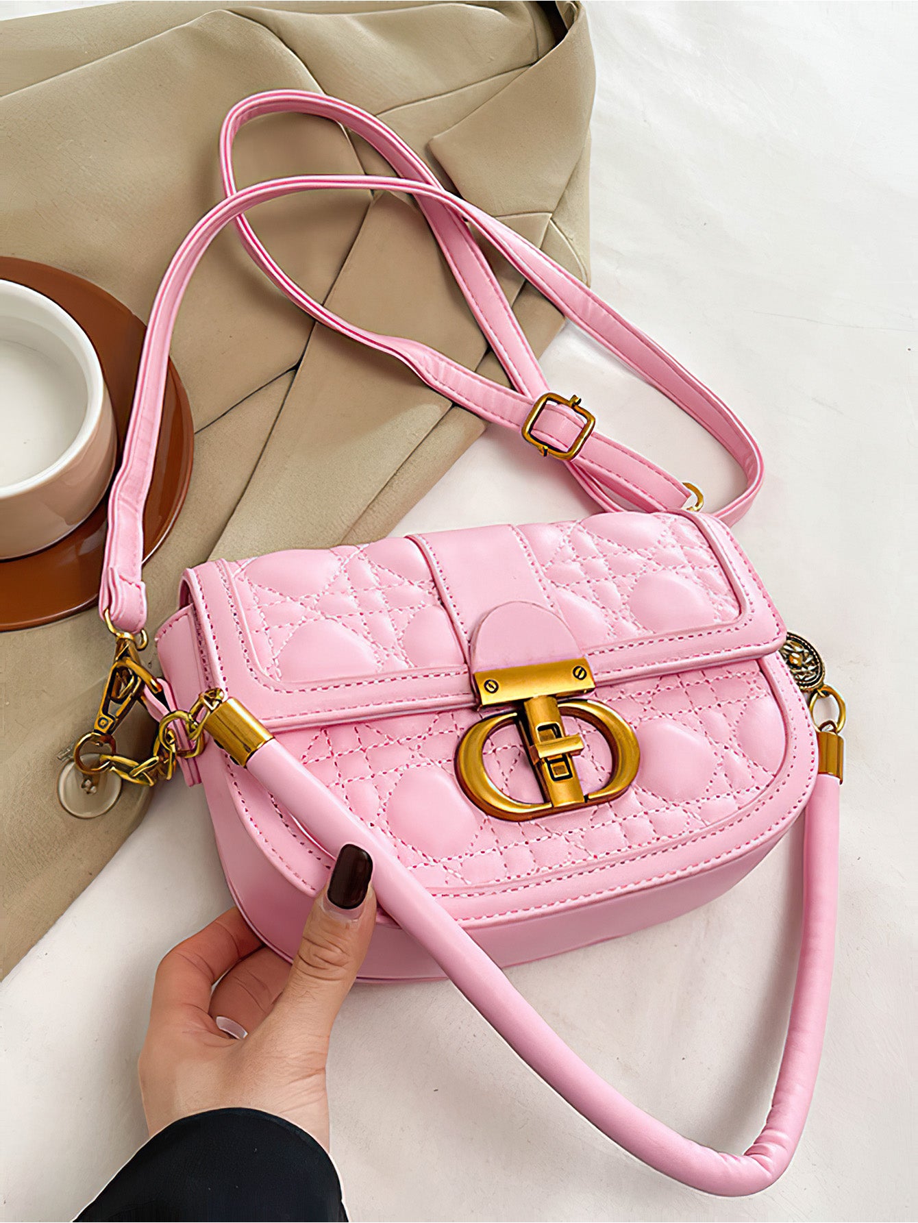 Urban Elegance Redefined: Luxe Saddle Bag with Diamond Quilting - 7 Colours