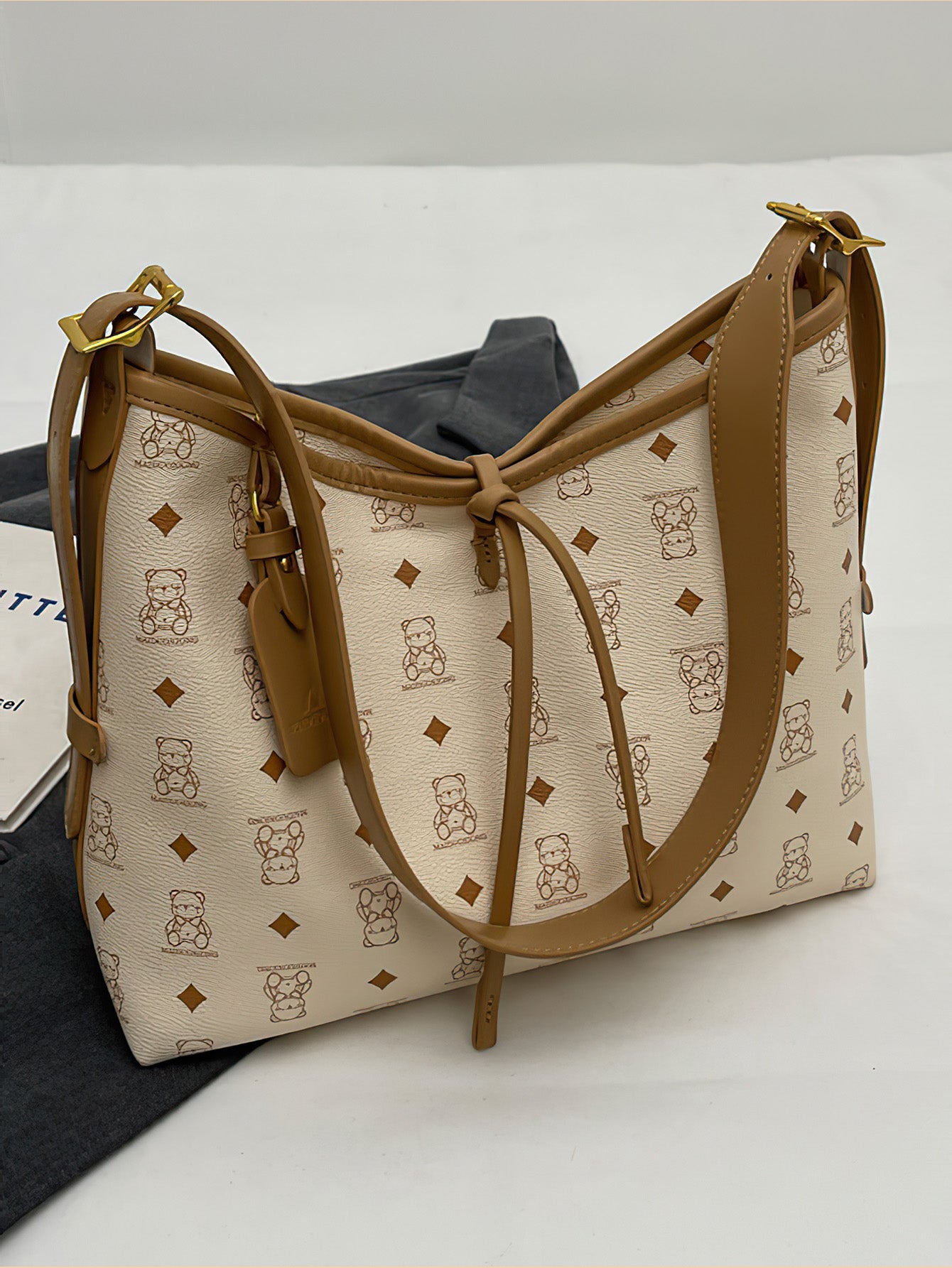 Stylish Single-Shoulder Tote Bag - Spacious Commuter Bag - 5 Colours