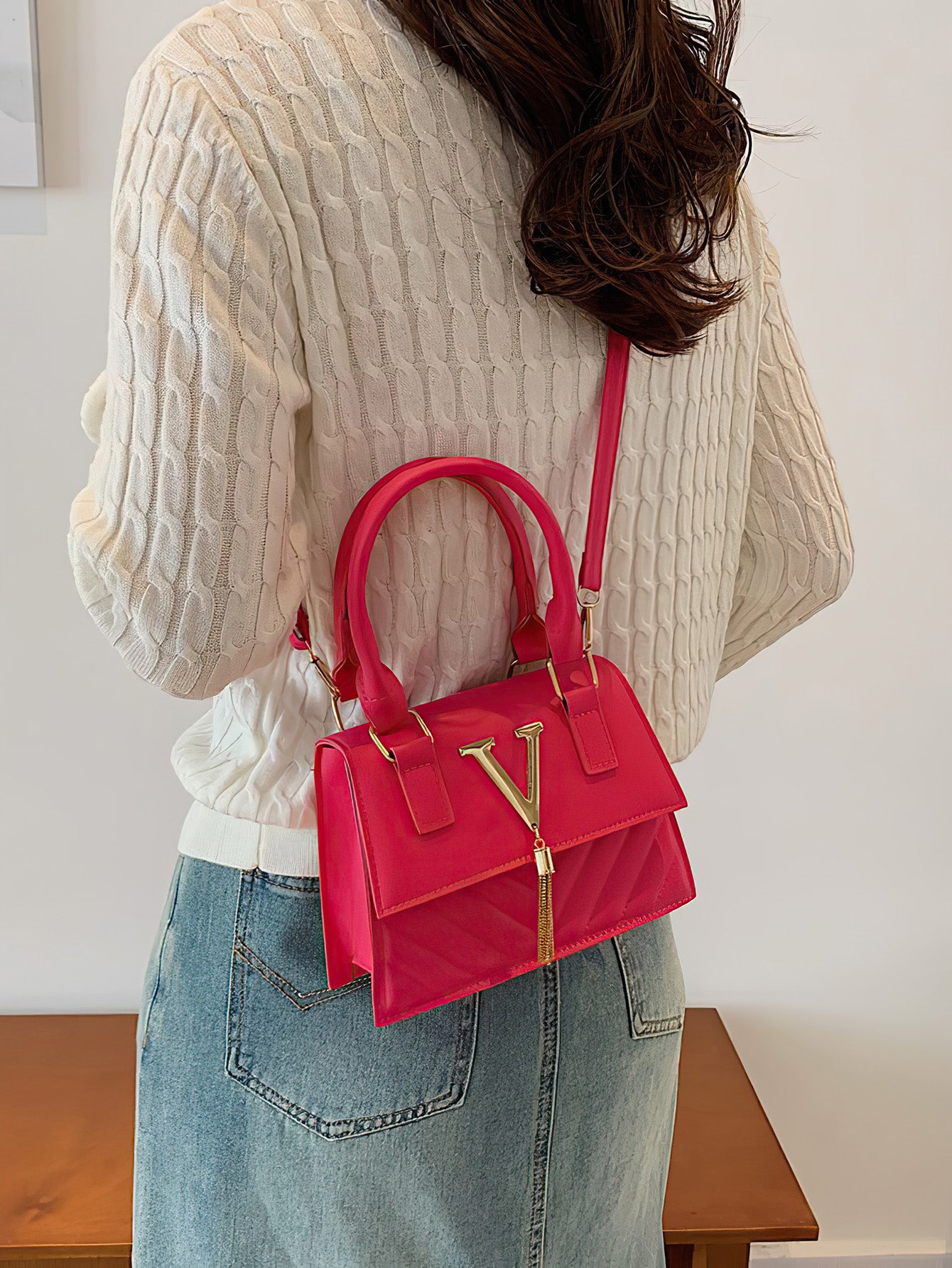 Retro Chic Square Bag: Effortless Versatility for Modern Life - 4 Colours
