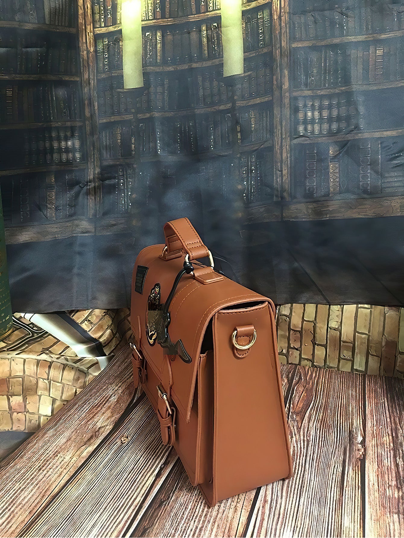 Hogwarts-Inspired British Retro Messenger Bag - 2 Colours