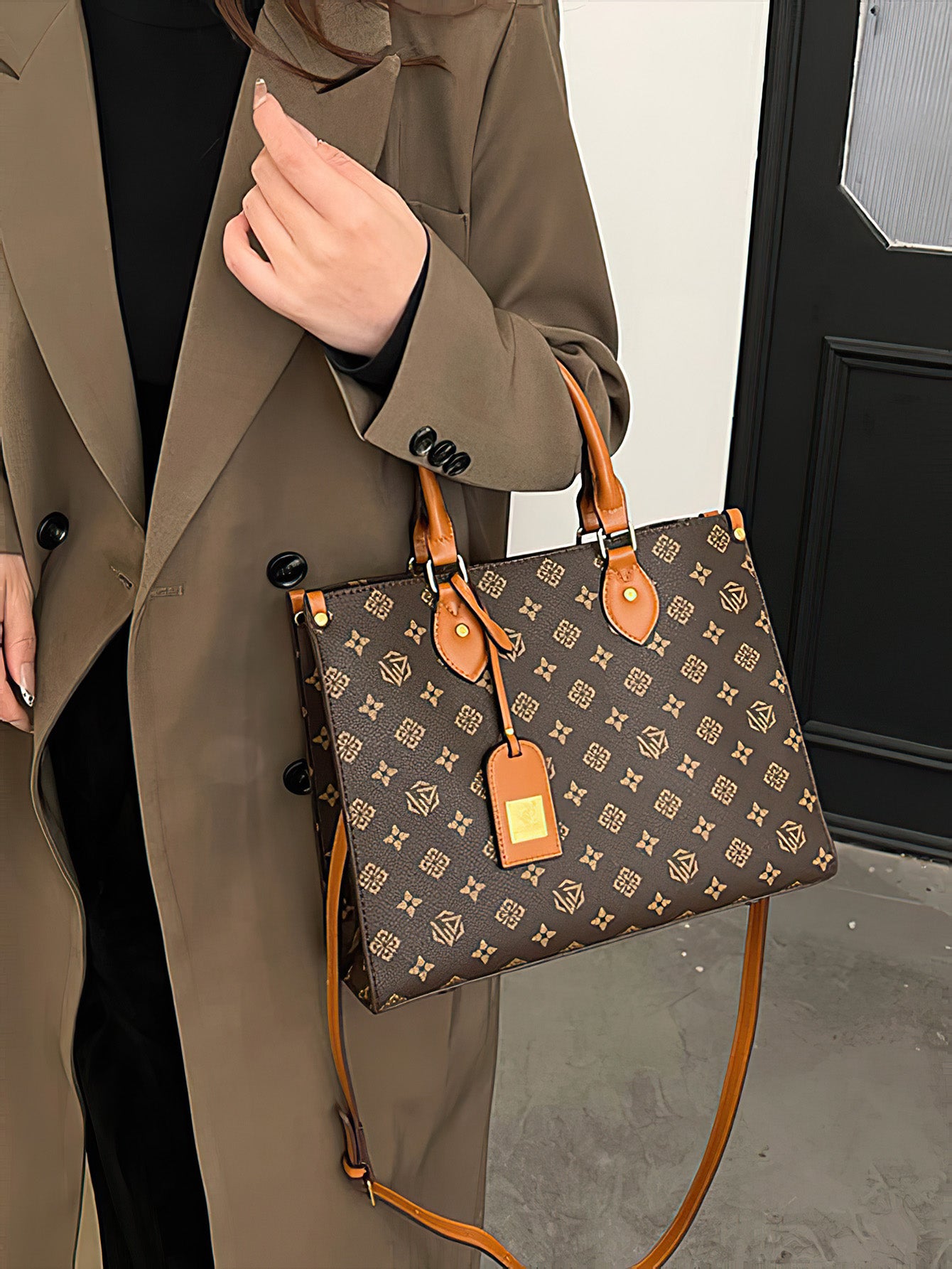 Luxury Vintage Monogram Tote Bag: Timeless Elegance, Modern Functionality - 3 Colours