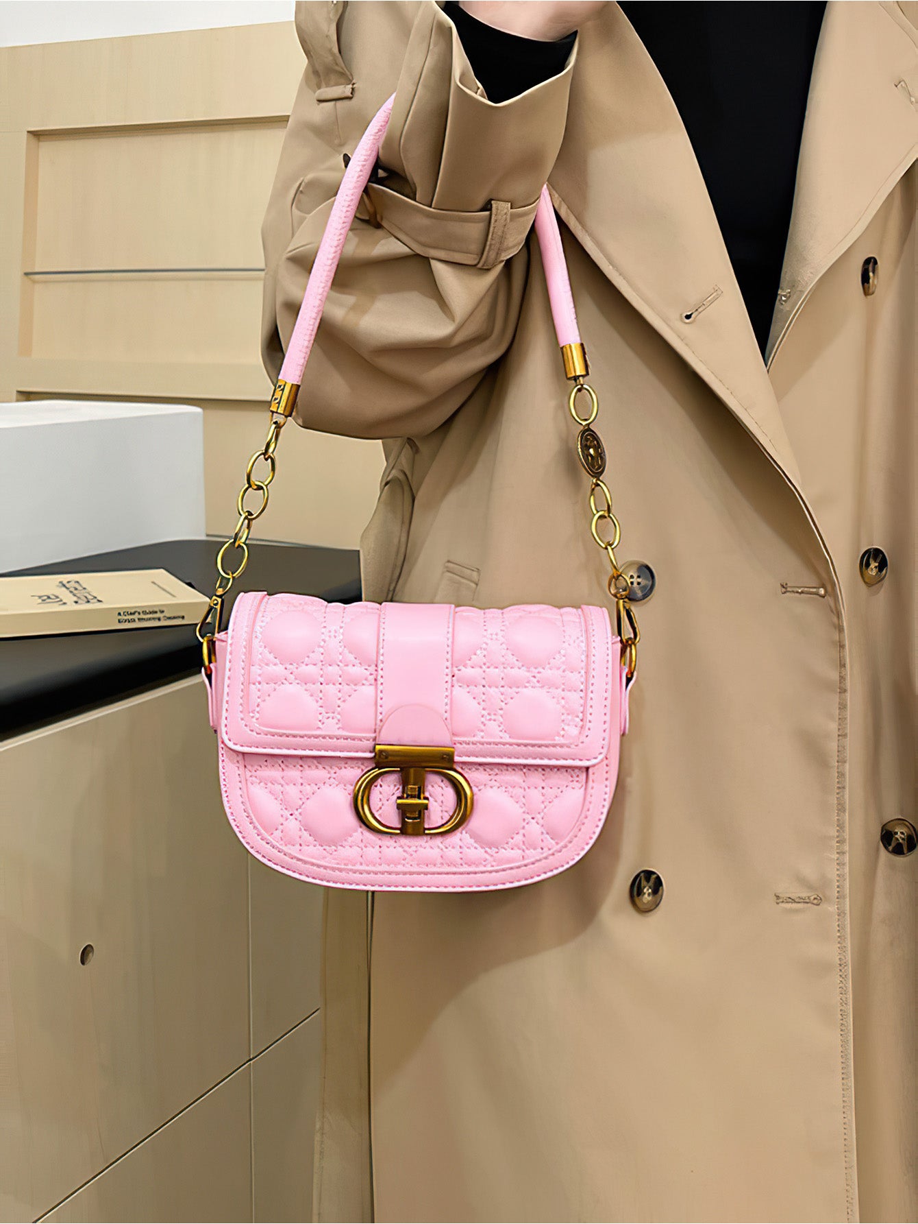 Urban Elegance Redefined: Luxe Saddle Bag with Diamond Quilting - 7 Colours
