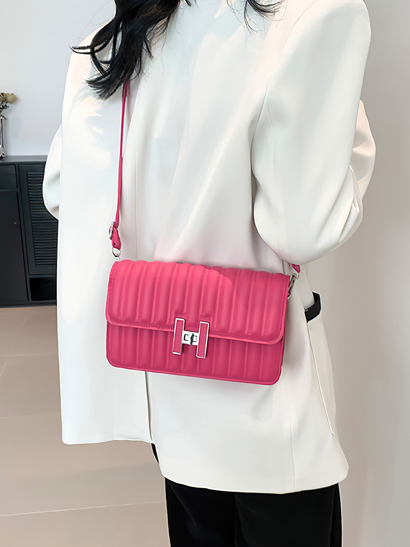 Pure-Color Street-Chic Crossbody Bag - 5 Colours
