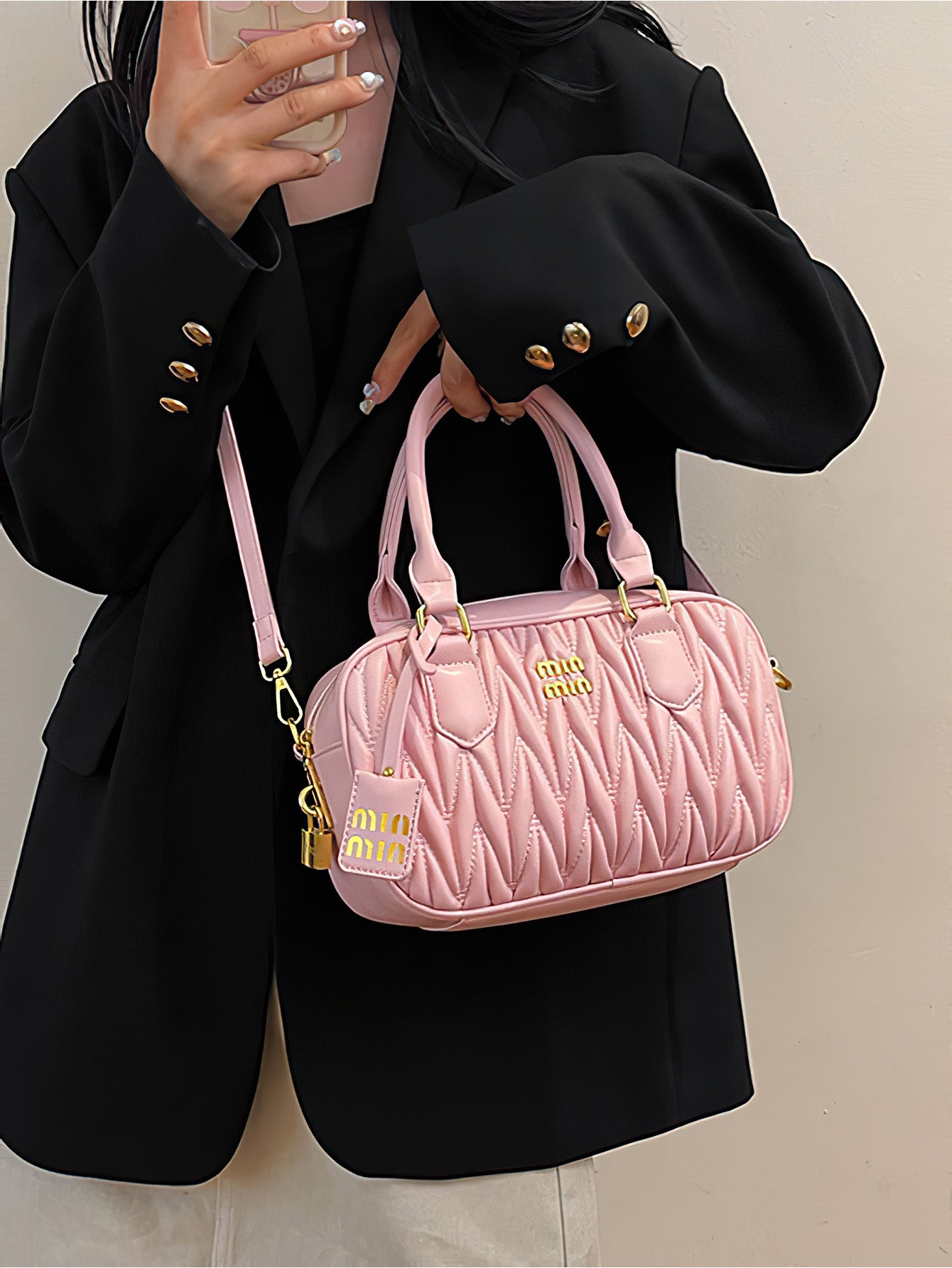 Chic Bowling Bag: Modern Elegance with Urban Minimalism - 6 Colours