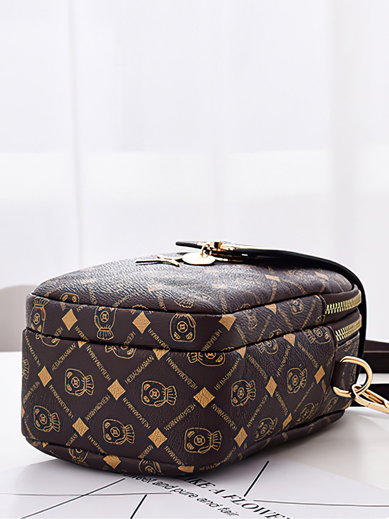 Stylish Mini Crossbody Bag for Women - 5 Colours