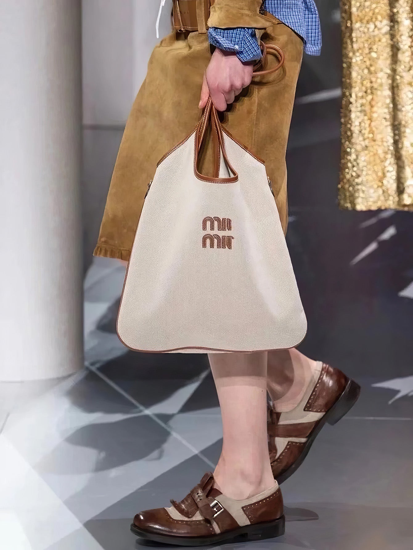 Breezy Canvas Hobo Tote: Sweet Spacious Companion for Everyday Charm - 7 Colours