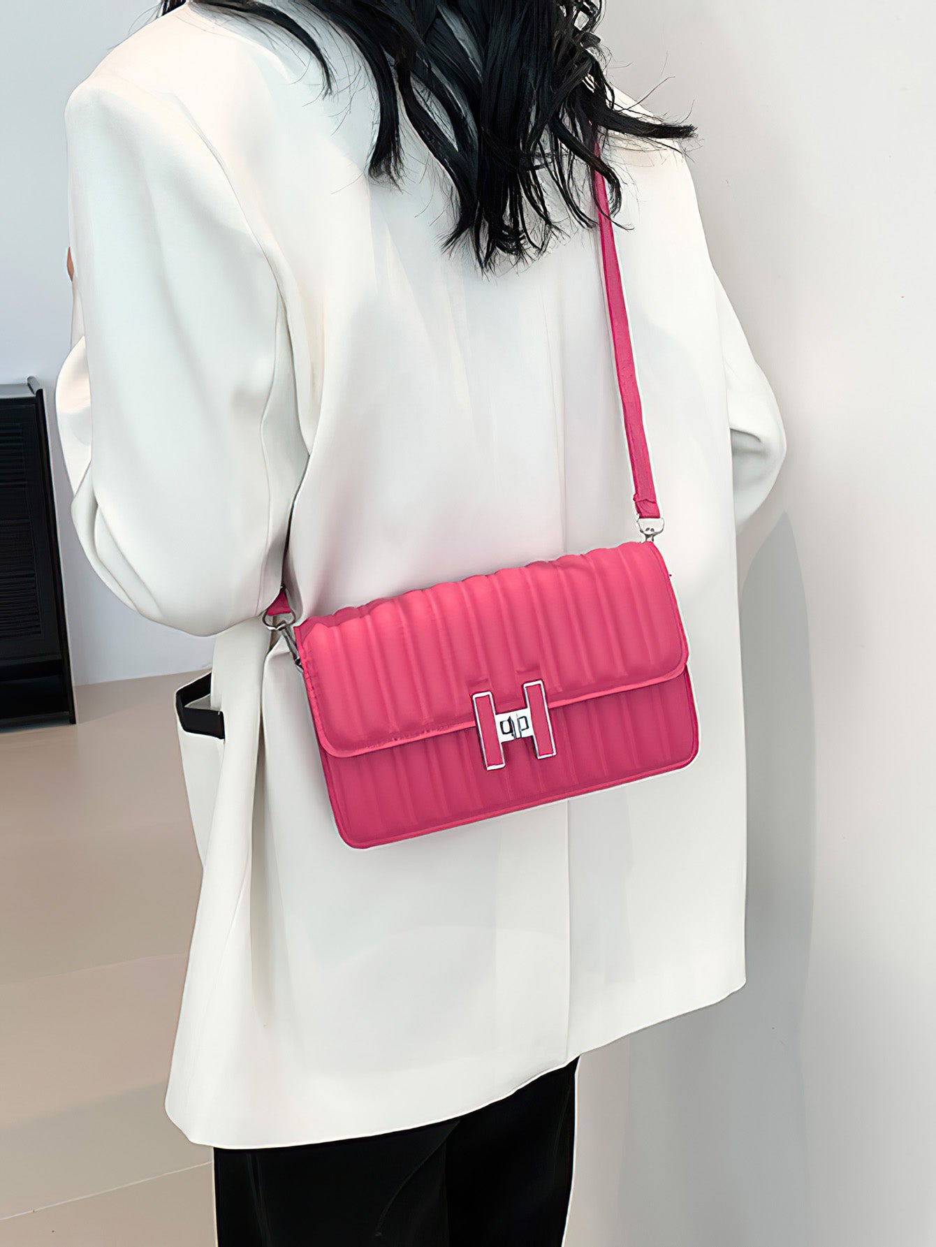 Pure-Color Street-Chic Crossbody Bag - 5 Colours