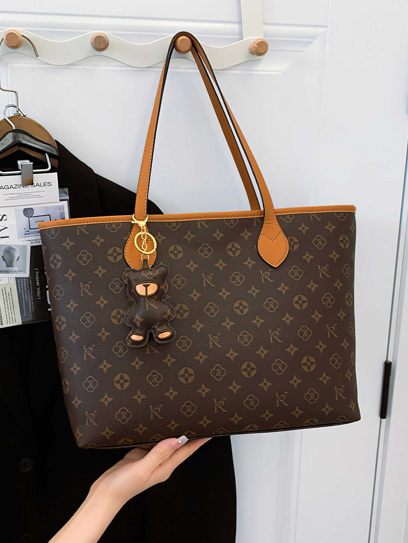 levate Your Style: Chic Spacious PU Tote Bag for Modern Women - 2 Colours