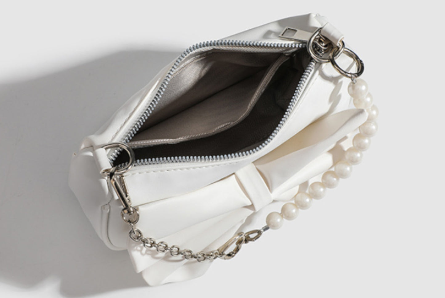 **Versatile Shoulder/Crossbody Bag**
