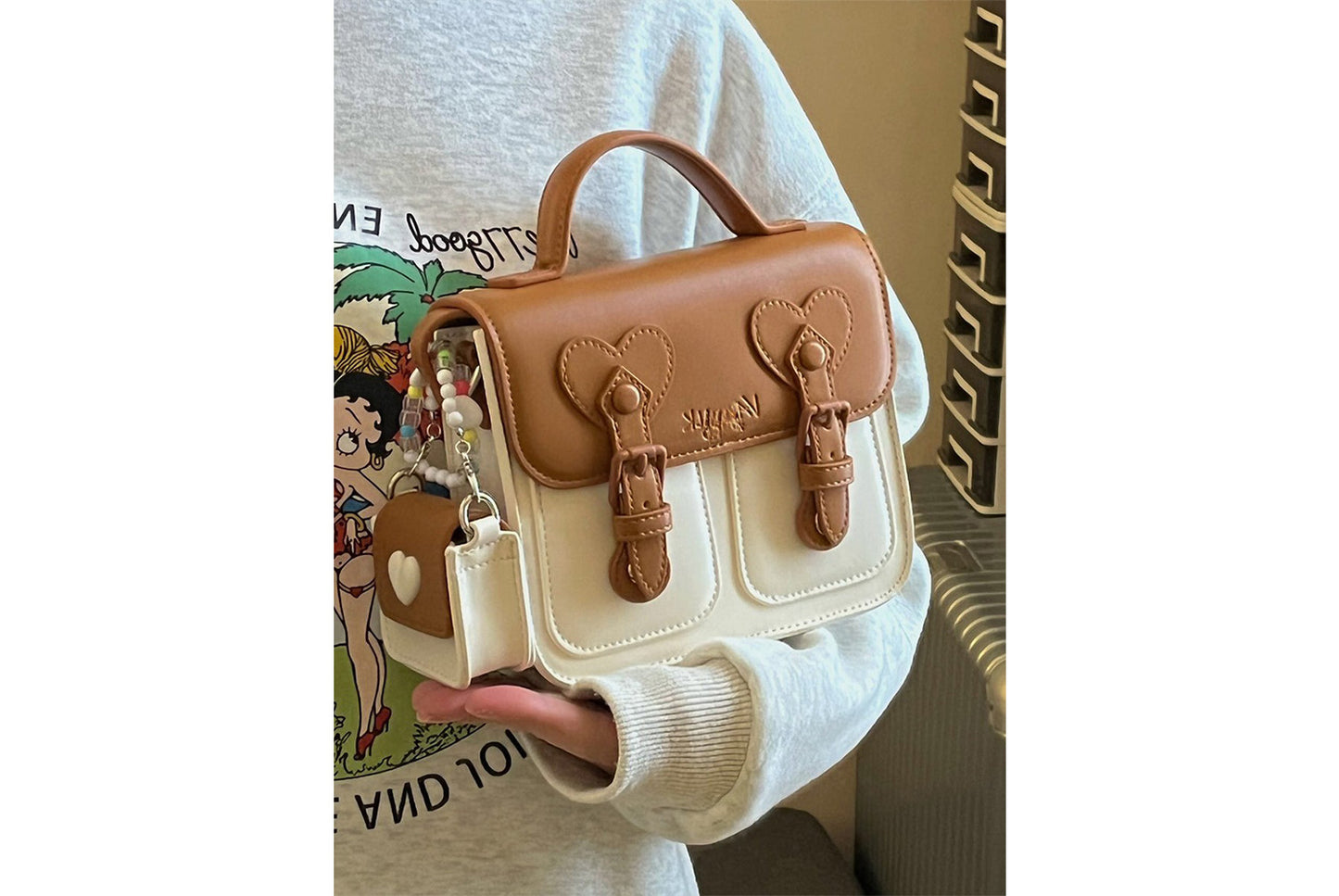 Cute Contrast Cream Cambridge Bag