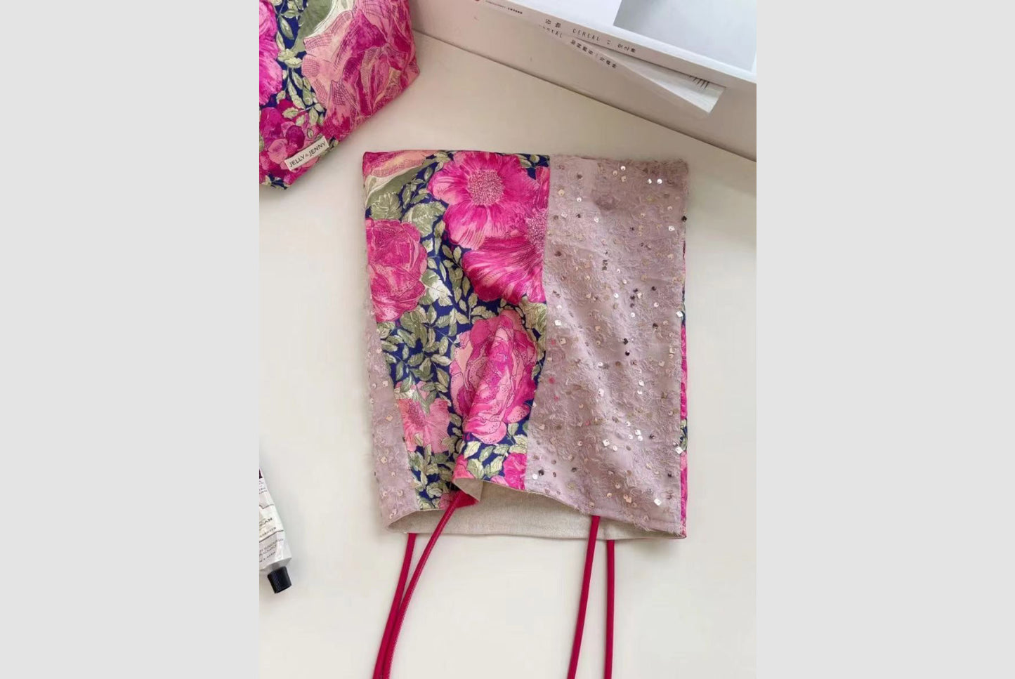 Commuter Shoulder Bag, Relaxed Vacation Bag