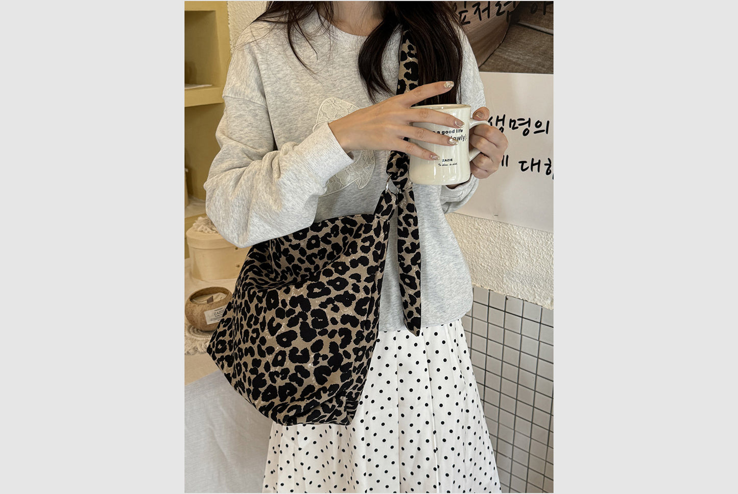 Leopard Print Women's Shoulder Bag