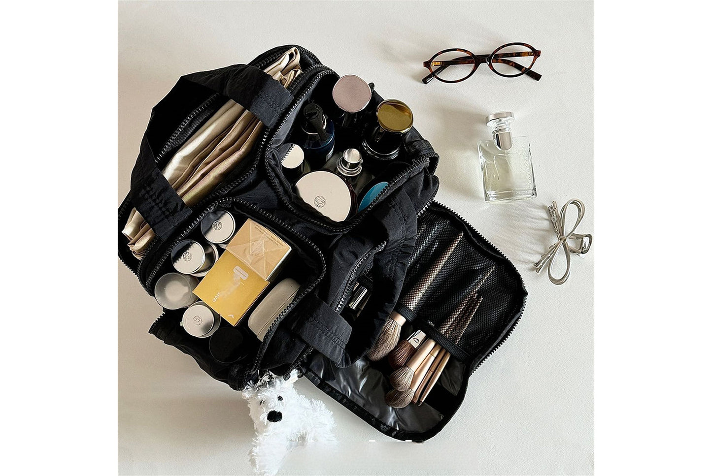 Large-Capacity Cosmetic Bag