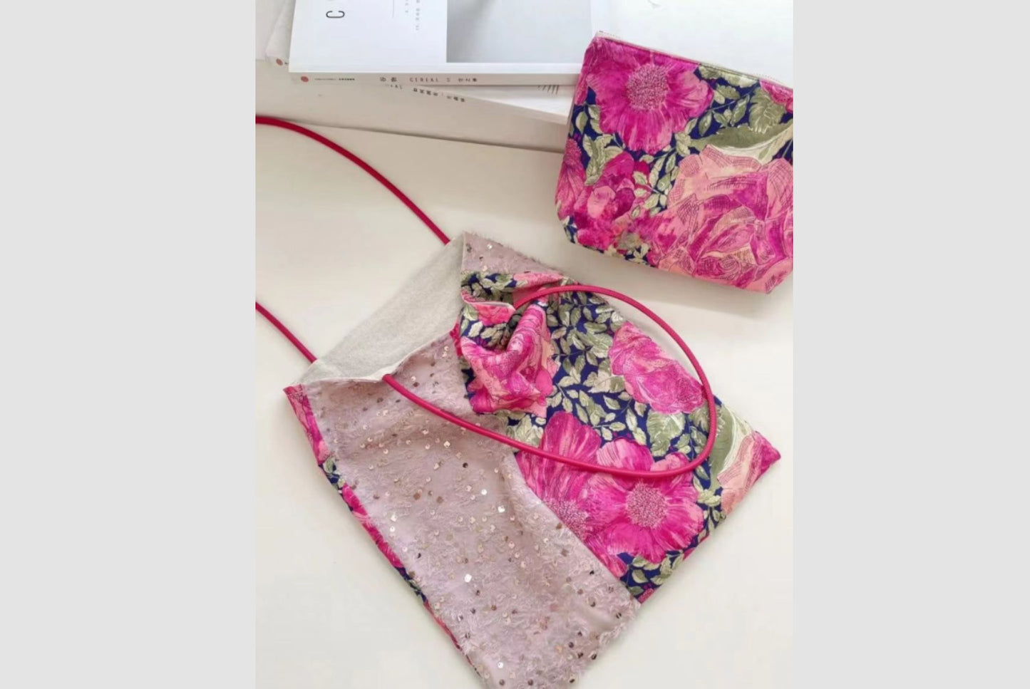 Commuter Shoulder Bag, Relaxed Vacation Bag