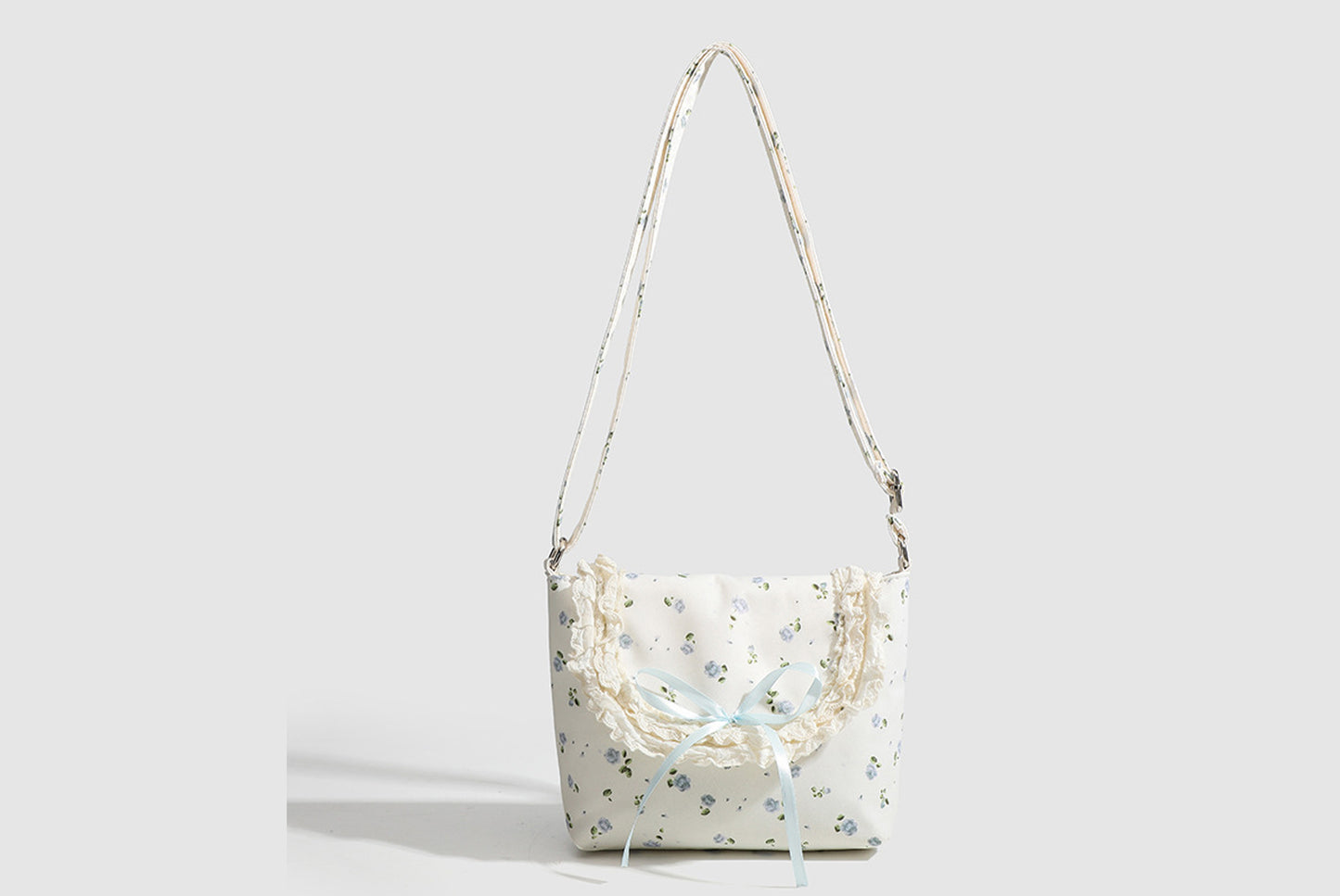 Fresh and elegant floral crossbody bag