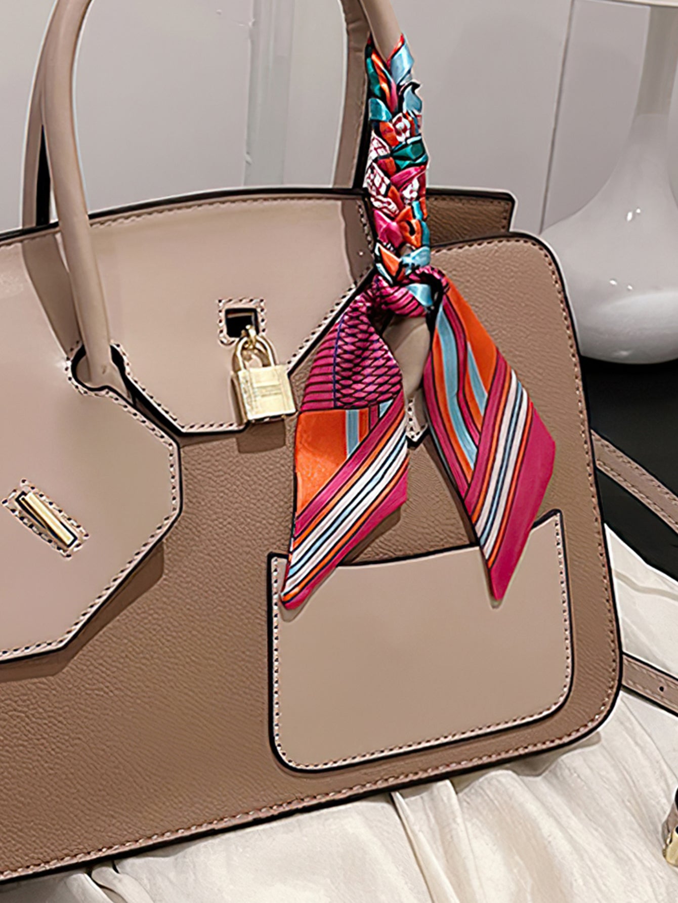 Luxury Croc-Embossed Tote: Spacious Kelly-Style Shoulder Bag with Detachable Strap - 9 Colours