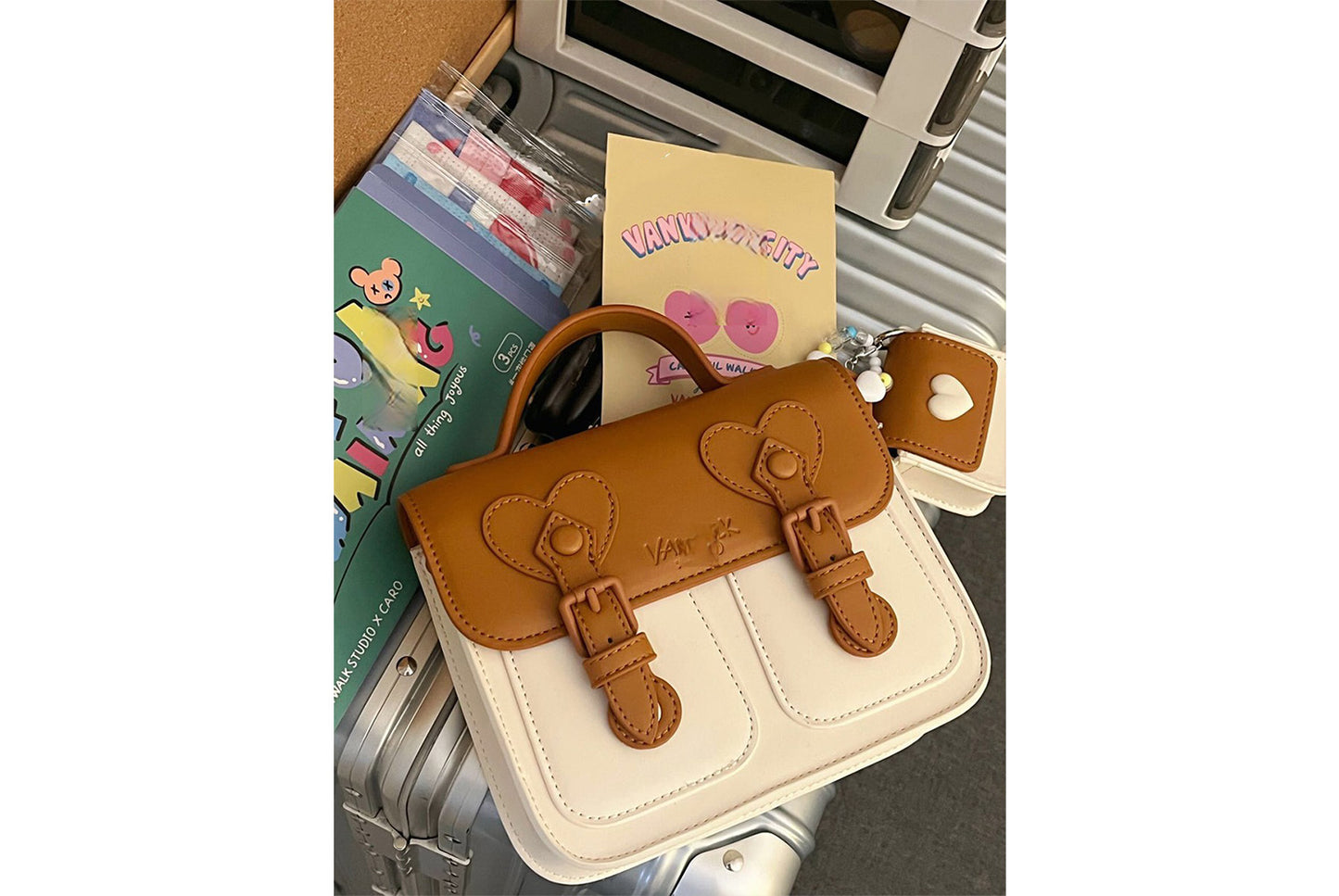 Cute Contrast Cream Cambridge Bag