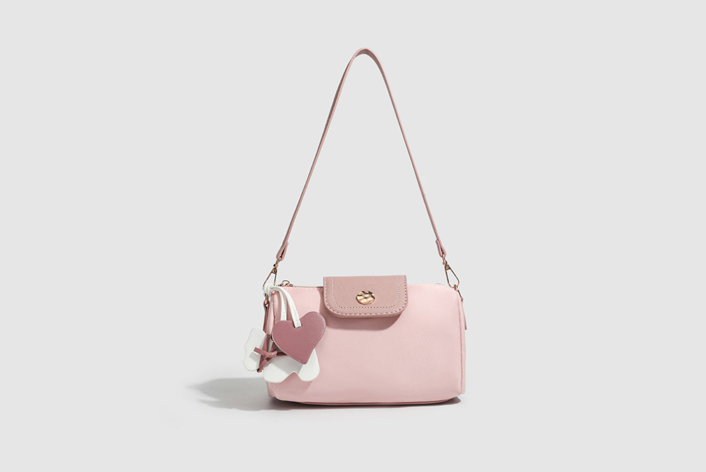 Stylish and versatile commuter handbag