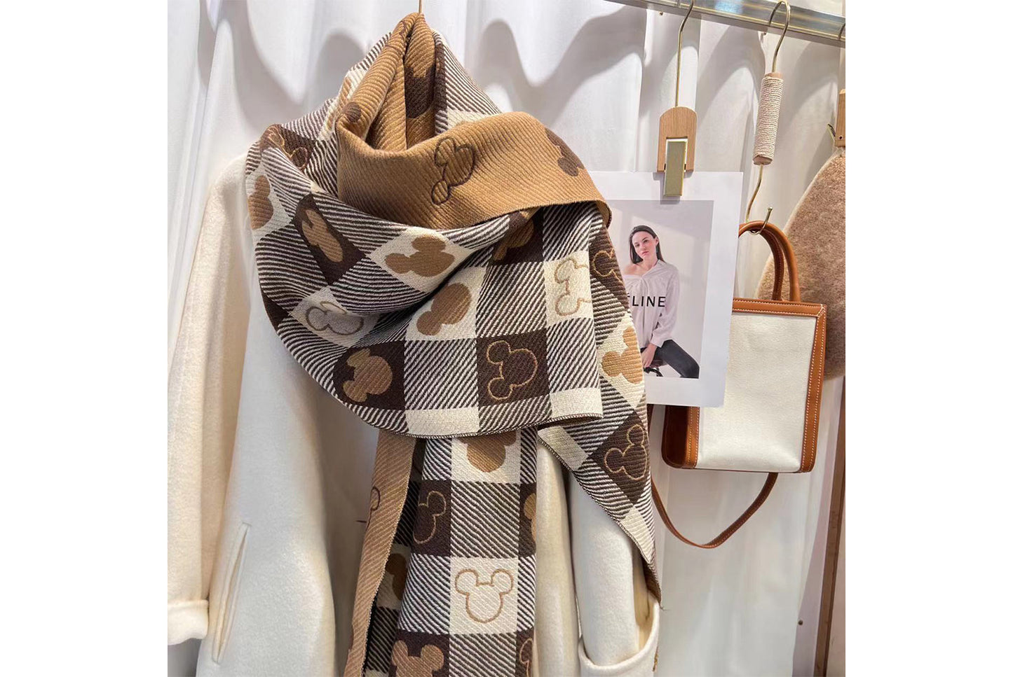 Faux Cashmere Heart-Shaped Checkered Scarf