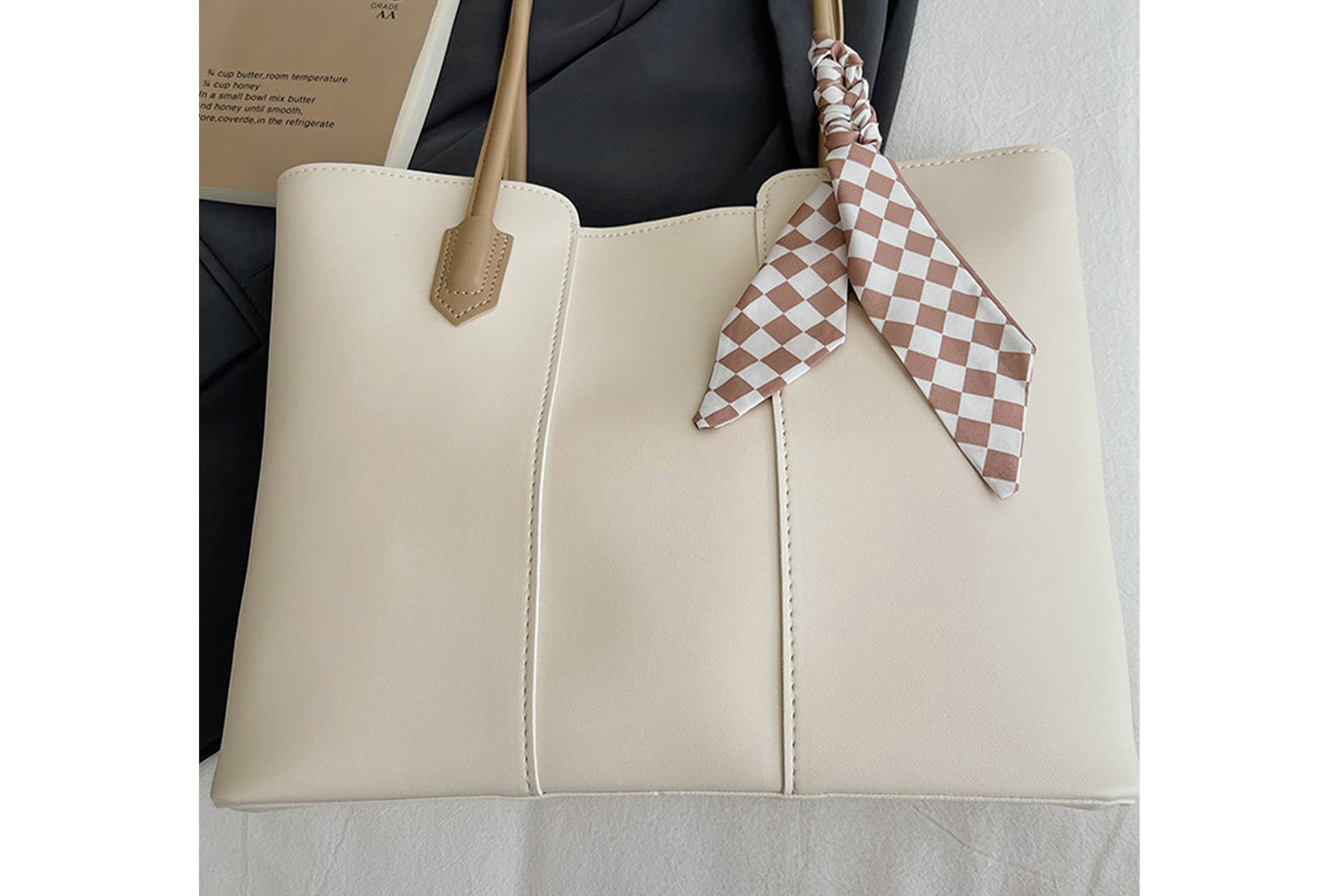 Simple and Versatile Tote Bag
