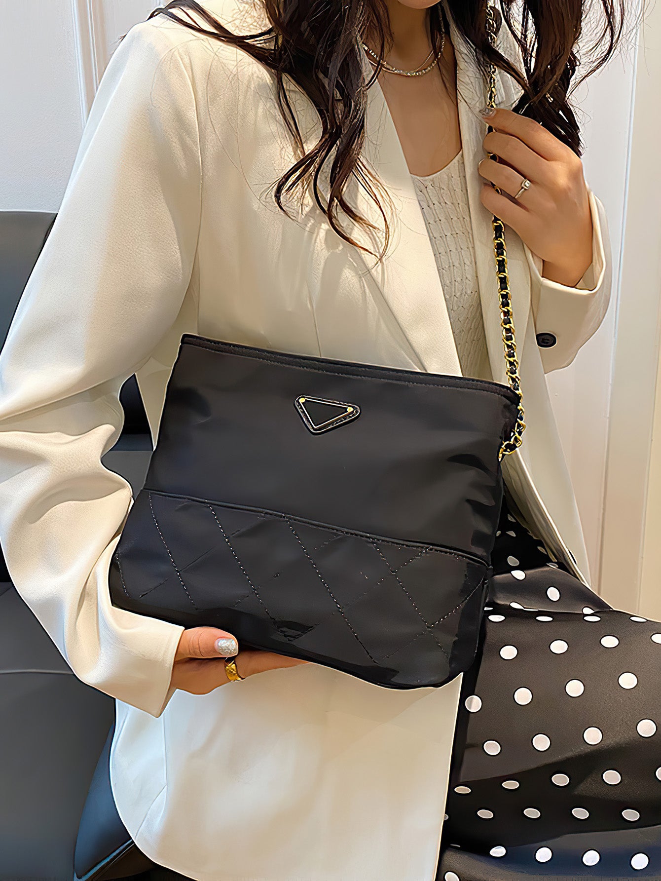 Luxury Quilted Bucket Bag – Stylish & Spacious - 2 Options