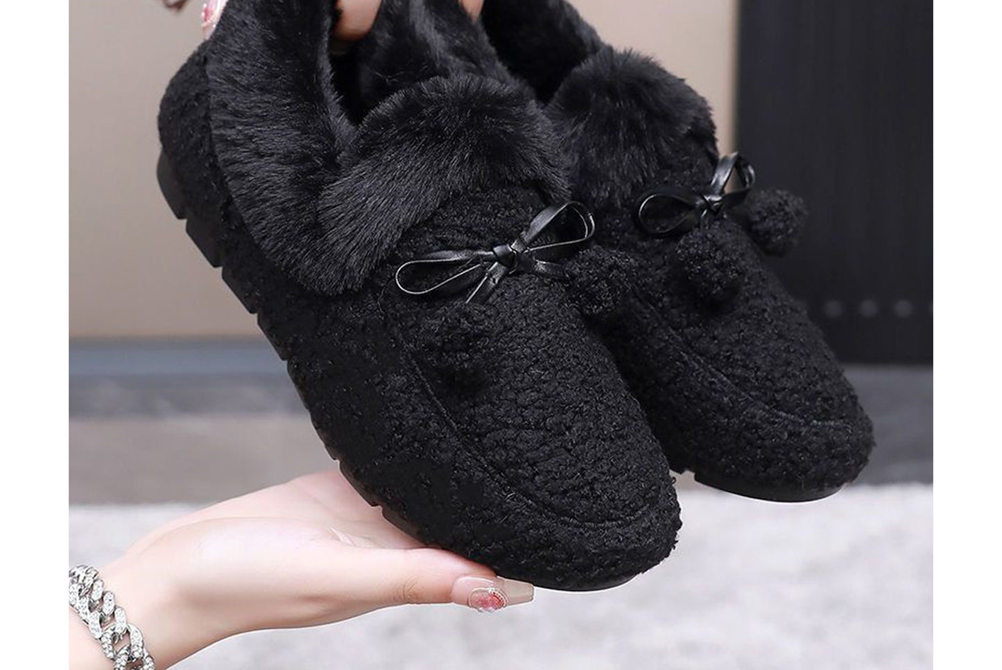 Women's Fleece-Lined Moccasins