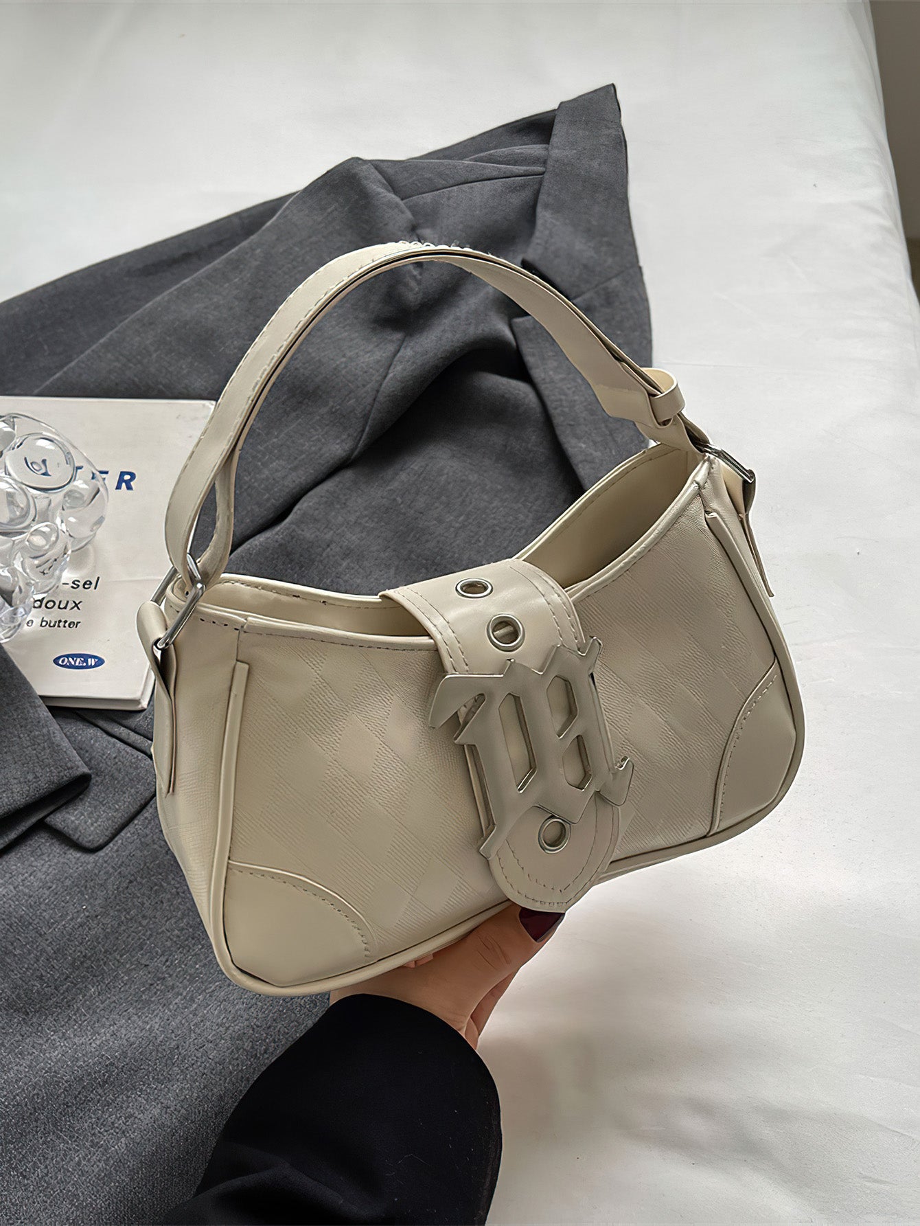 Stylish Korean-Inspired Medium Square Crossbody Bag for Women - 5 Colours