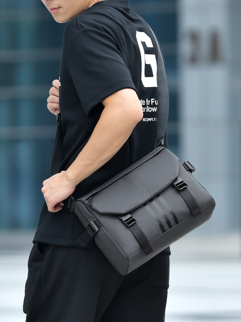 Trendy Men's Large Capacity Crossbody Bag