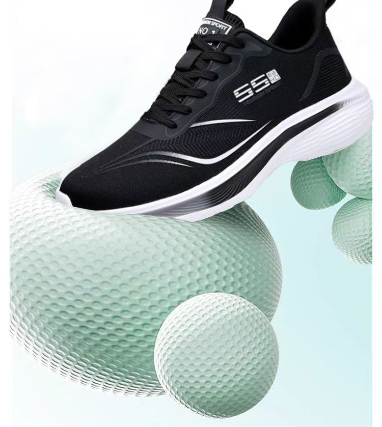 Lightweight and Breathable Men's Running Shoes for Summer
