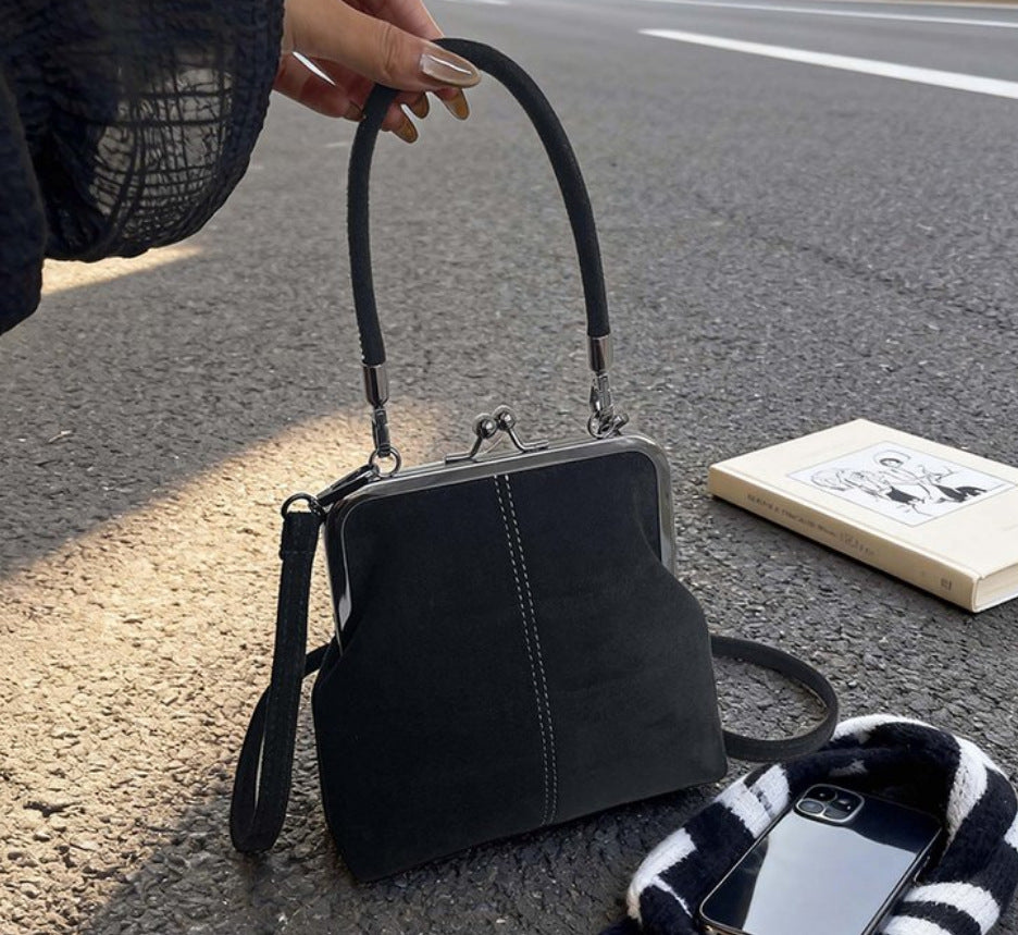 Versatile and Stylish Crossbody Bag