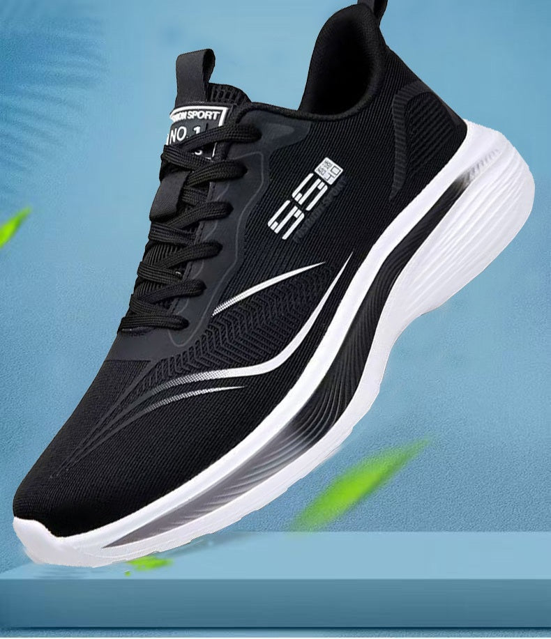 Lightweight and Breathable Men's Running Shoes for Summer