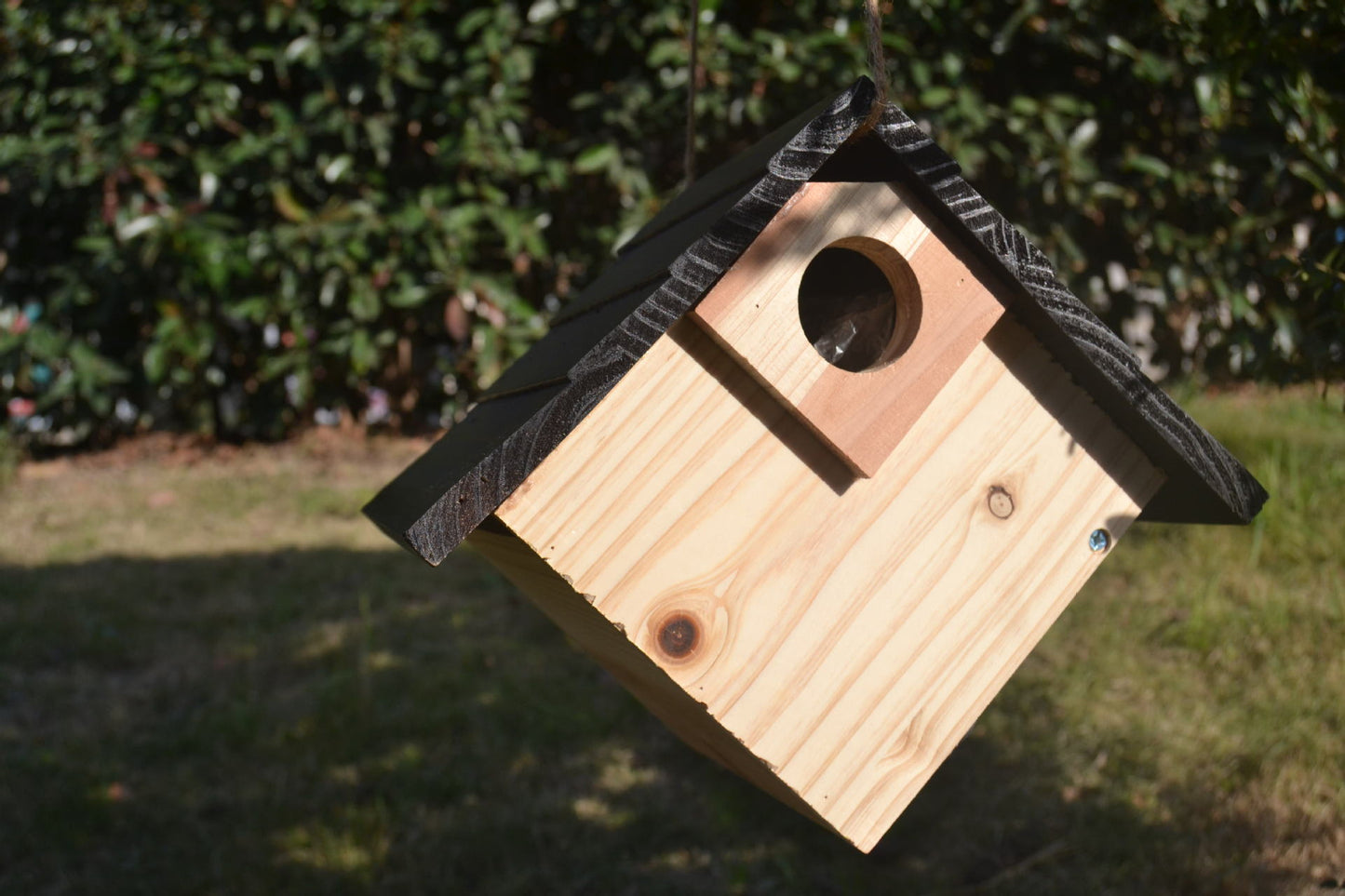 **Wooden Bird Nest Breeding Box**