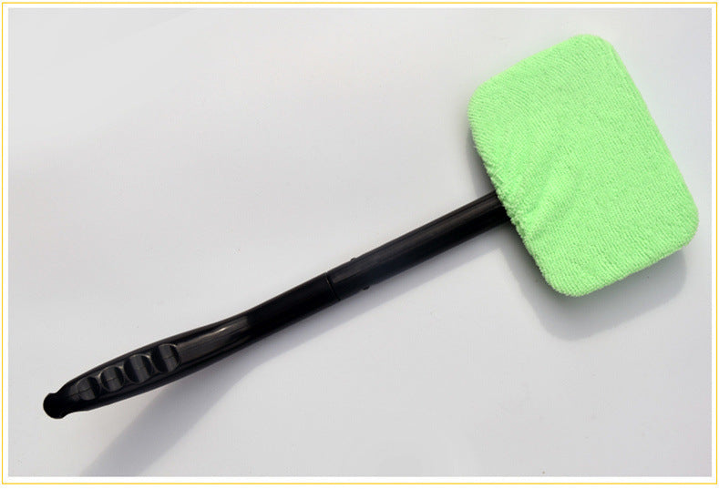 **Car Windshield Cleaning and Defogging Brush**