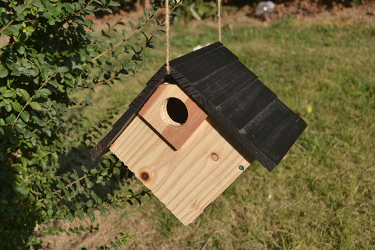 **Wooden Bird Nest Breeding Box**