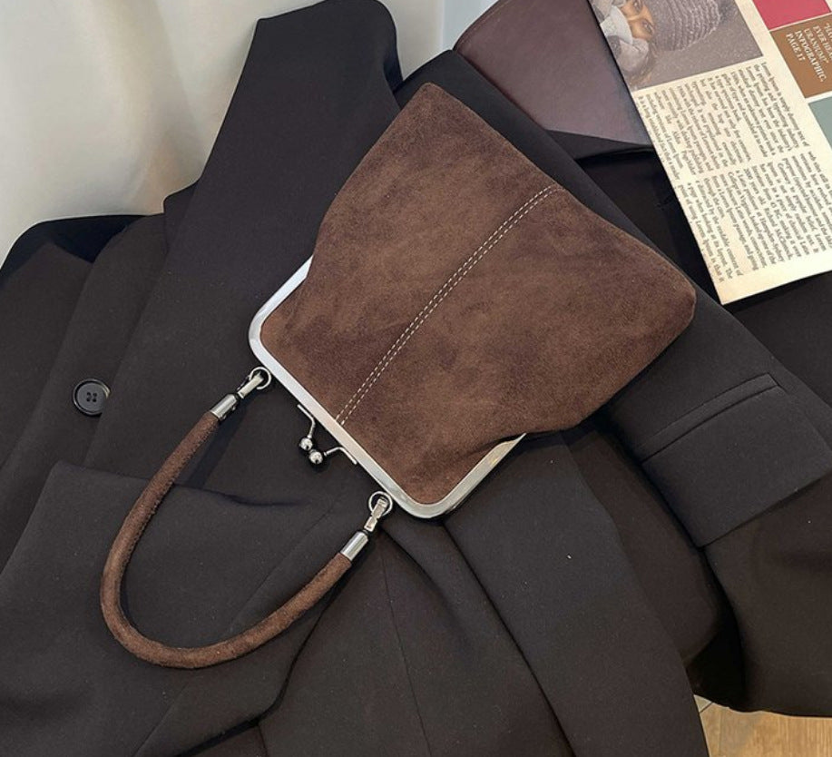 Versatile and Stylish Crossbody Bag