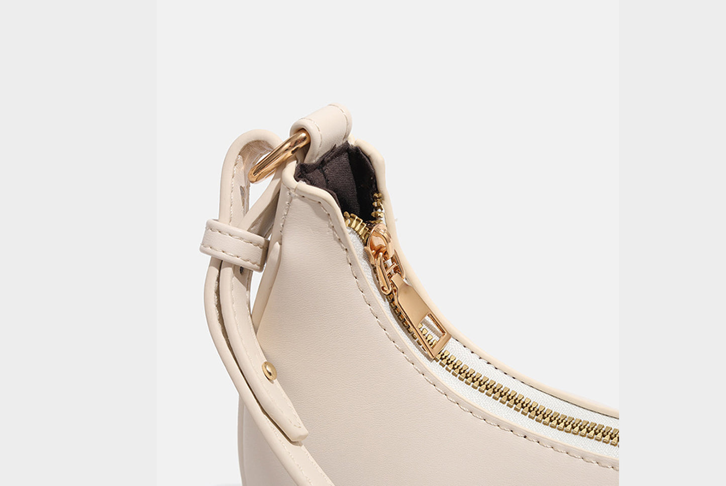 Stylish and retro underarm bag